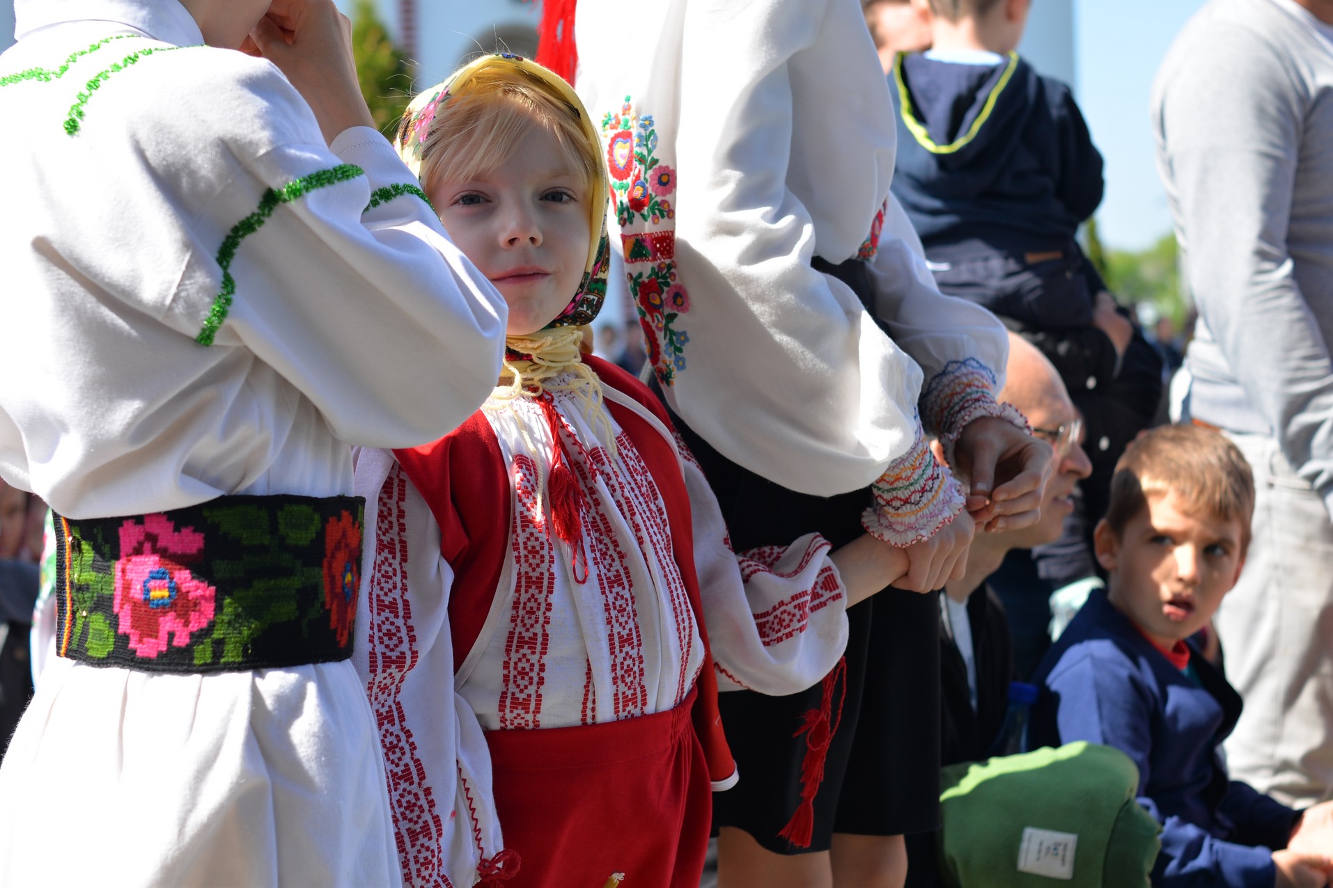 Hram la Mănăstirea Zosin: „Adevăratul creştin, dacă doreşte să alunge răul din lume, trebuie să înceapă cu el însuşi”