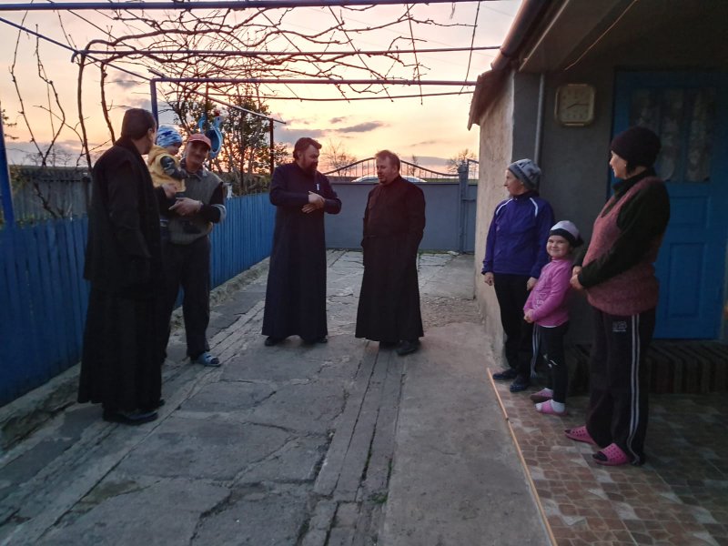 Caravana Dăruirii în Postul Paștelui: Românii din nordul Italiei și-au ajutat frații nevoiași din țară