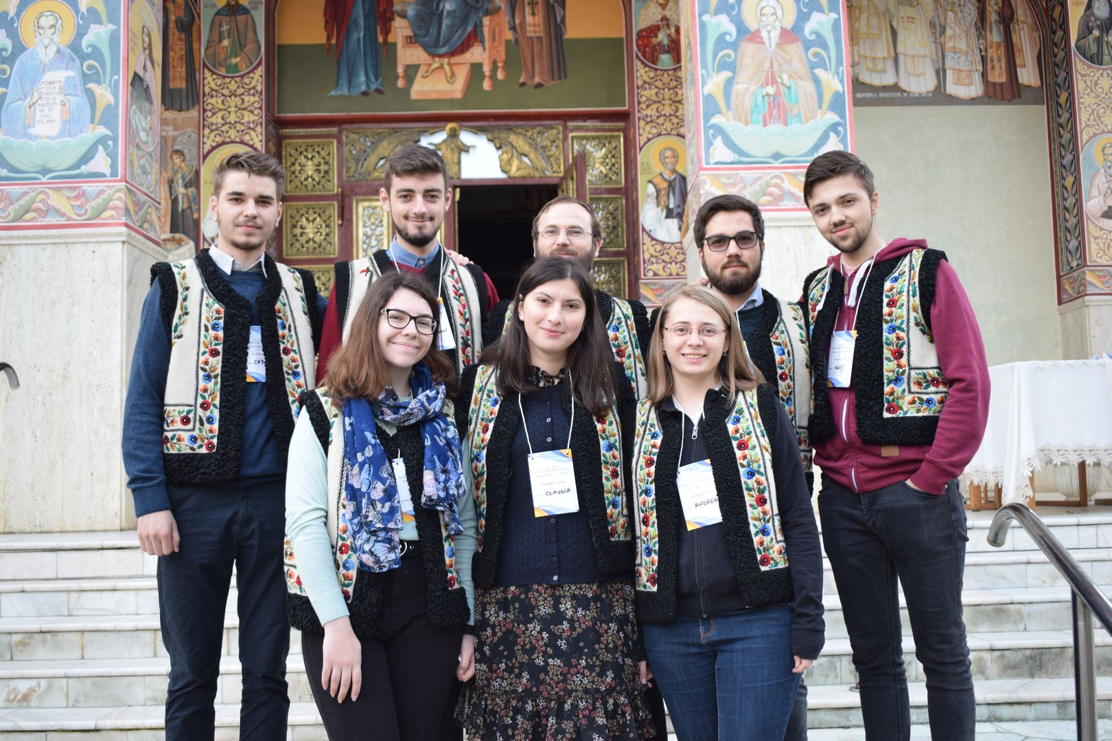 Întâlnirea anuală a tinerilor din Protopopiatul Târgul Neamț: Bucurie și speranță în Sfânta Liturghie