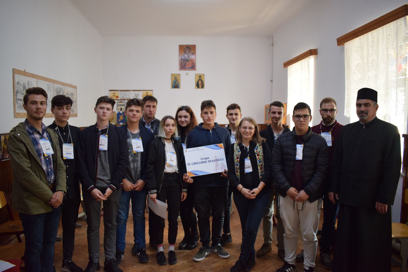 Întâlnirea anuală a tinerilor din Protopopiatul Târgul Neamț: Bucurie și speranță în Sfânta Liturghie