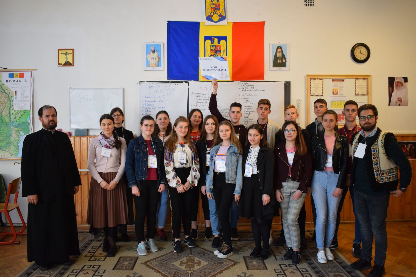 Întâlnirea anuală a tinerilor din Protopopiatul Târgul Neamț: Bucurie și speranță în Sfânta Liturghie