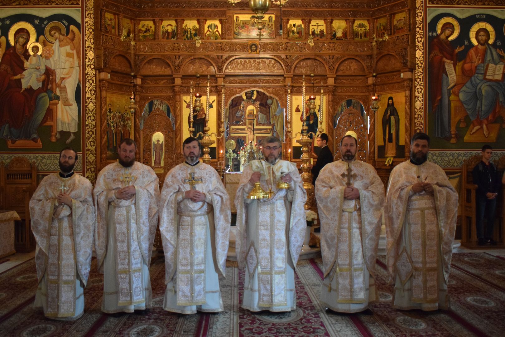 Întâlnirea anuală a tinerilor din Protopopiatul Târgul Neamț: Bucurie și speranță în Sfânta Liturghie