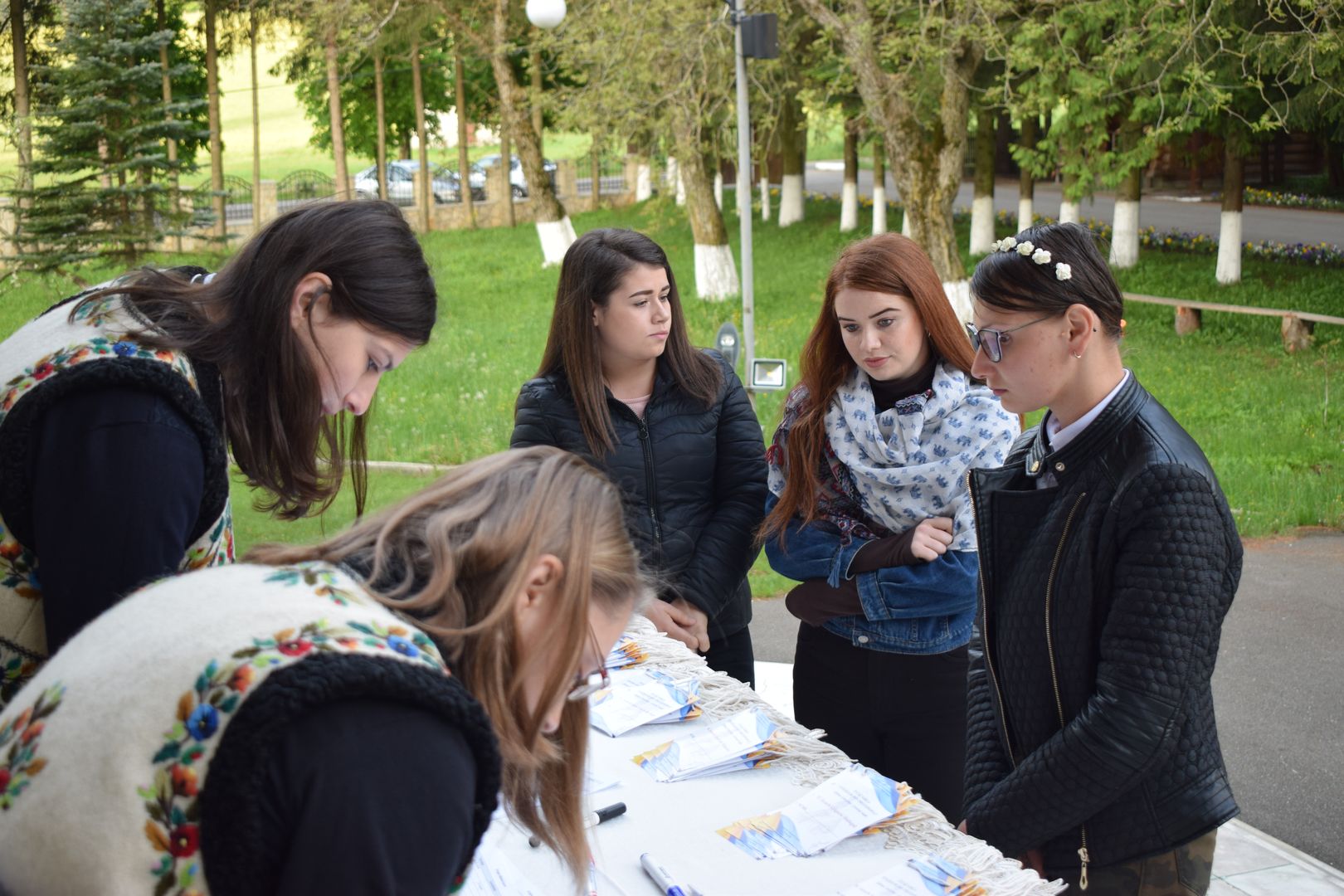 Întâlnirea anuală a tinerilor din Protopopiatul Târgul Neamț: Bucurie și speranță în Sfânta Liturghie