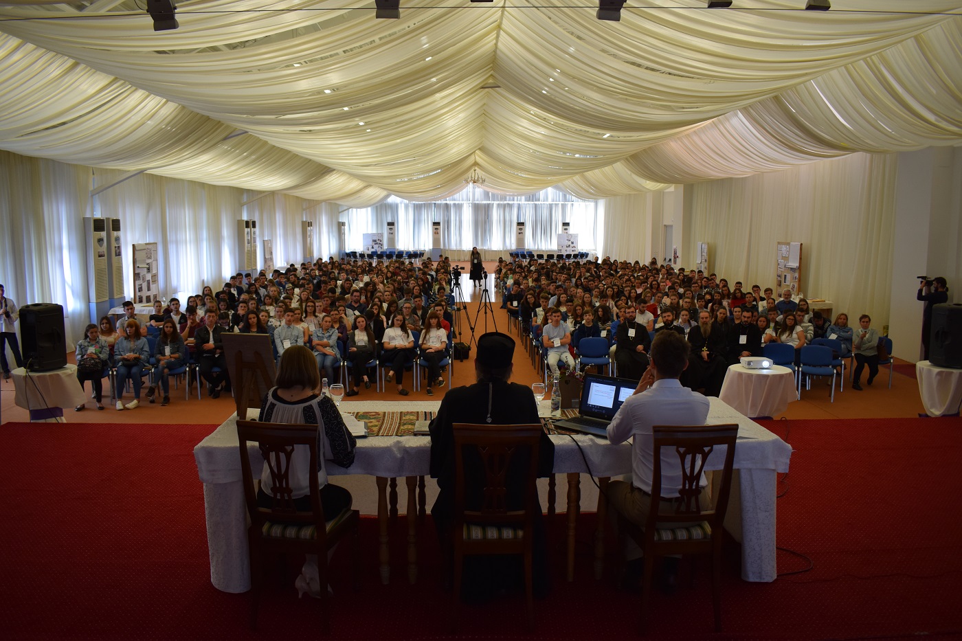 A III-a ediție a Întâlnirilor anuale ale tinerilor din protopopiatele Arhiepiscopiei Iașilor