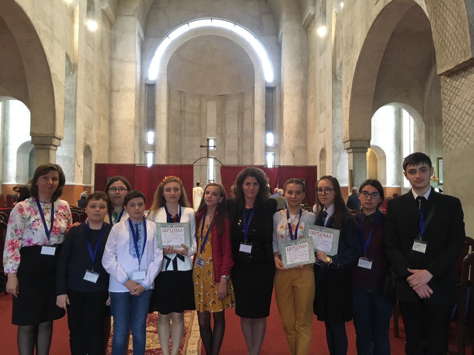 Premii pentru elevii din judeţul Vaslui la Olimpiada naţională de religie