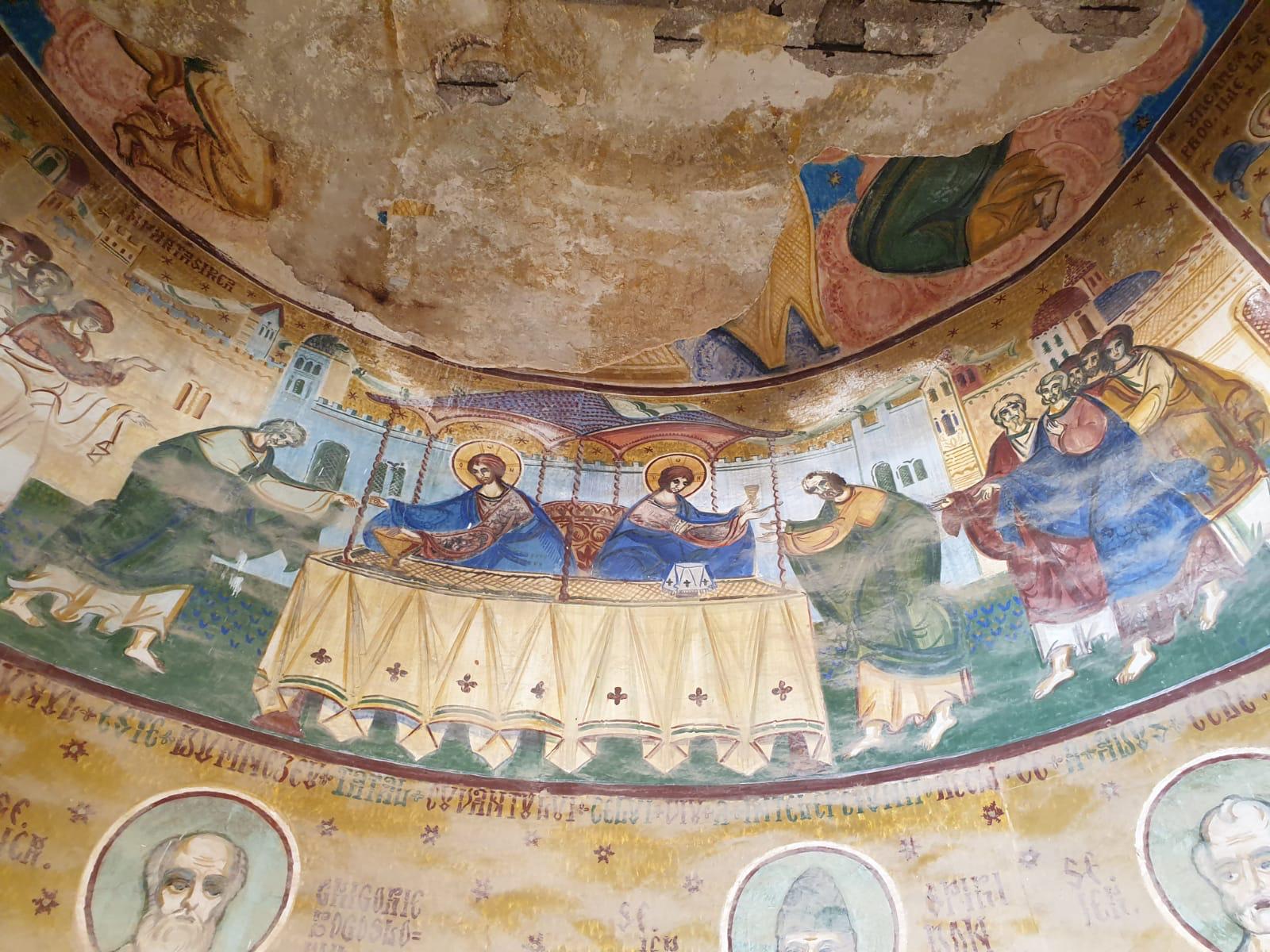 Foto: Reprezentanţa Patriarhiei Române la Locurile Sfinte „Amin!”, în locul minelor antitanc! După 50 de ani, primele rugăciuni în schitul românesc de la Iordan