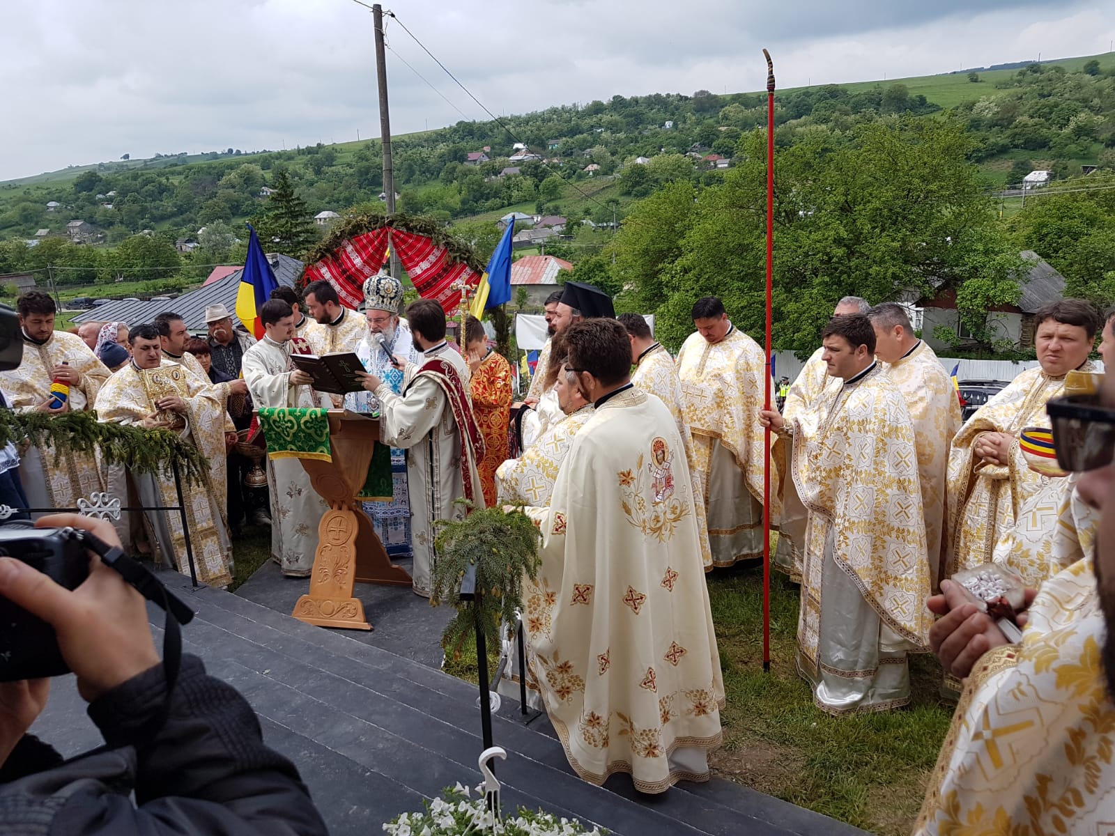 Sfințiri de biserici în Eparhia Romanului și Bacăului Sfințiri de biserici în Eparhia Romanului și Bacăului