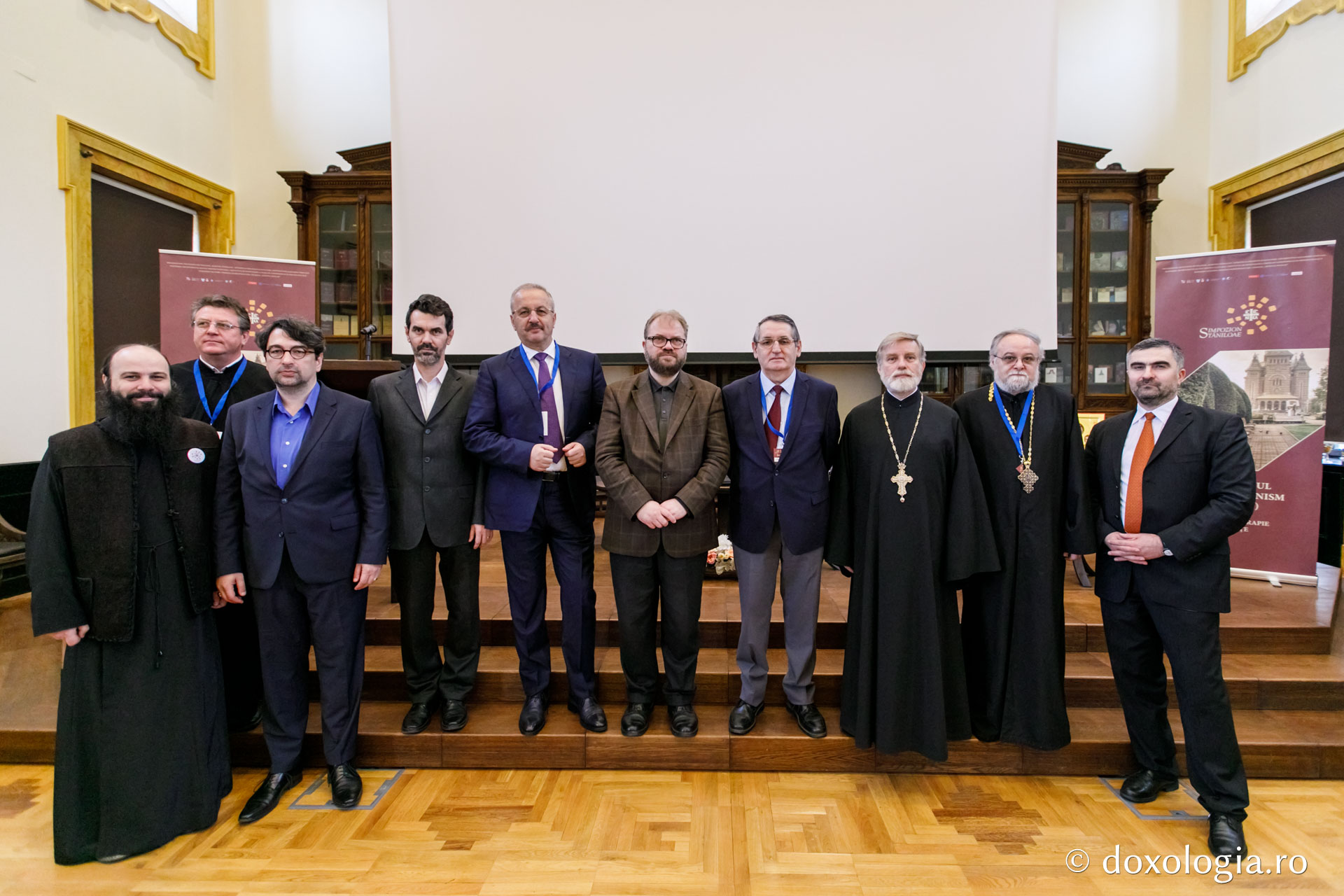 Participanții Simpozionului Internațional „Dumitru Stăniloae” dezbat tema „Creştinismul în postcomunism (1989-2019): tranziţie - terapie - tendinţe”