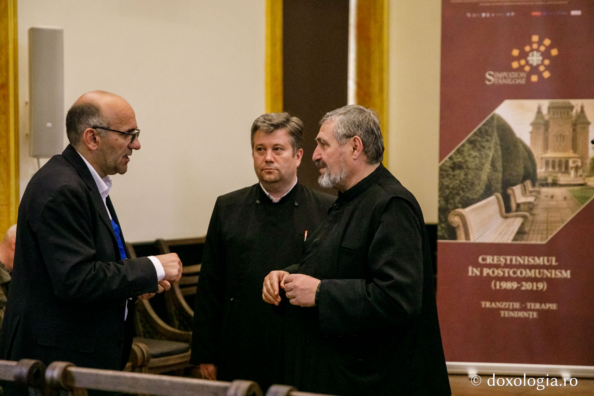 Participanții Simpozionului Internațional „Dumitru Stăniloae” dezbat tema „Creştinismul în postcomunism (1989-2019): tranziţie - terapie - tendinţe”