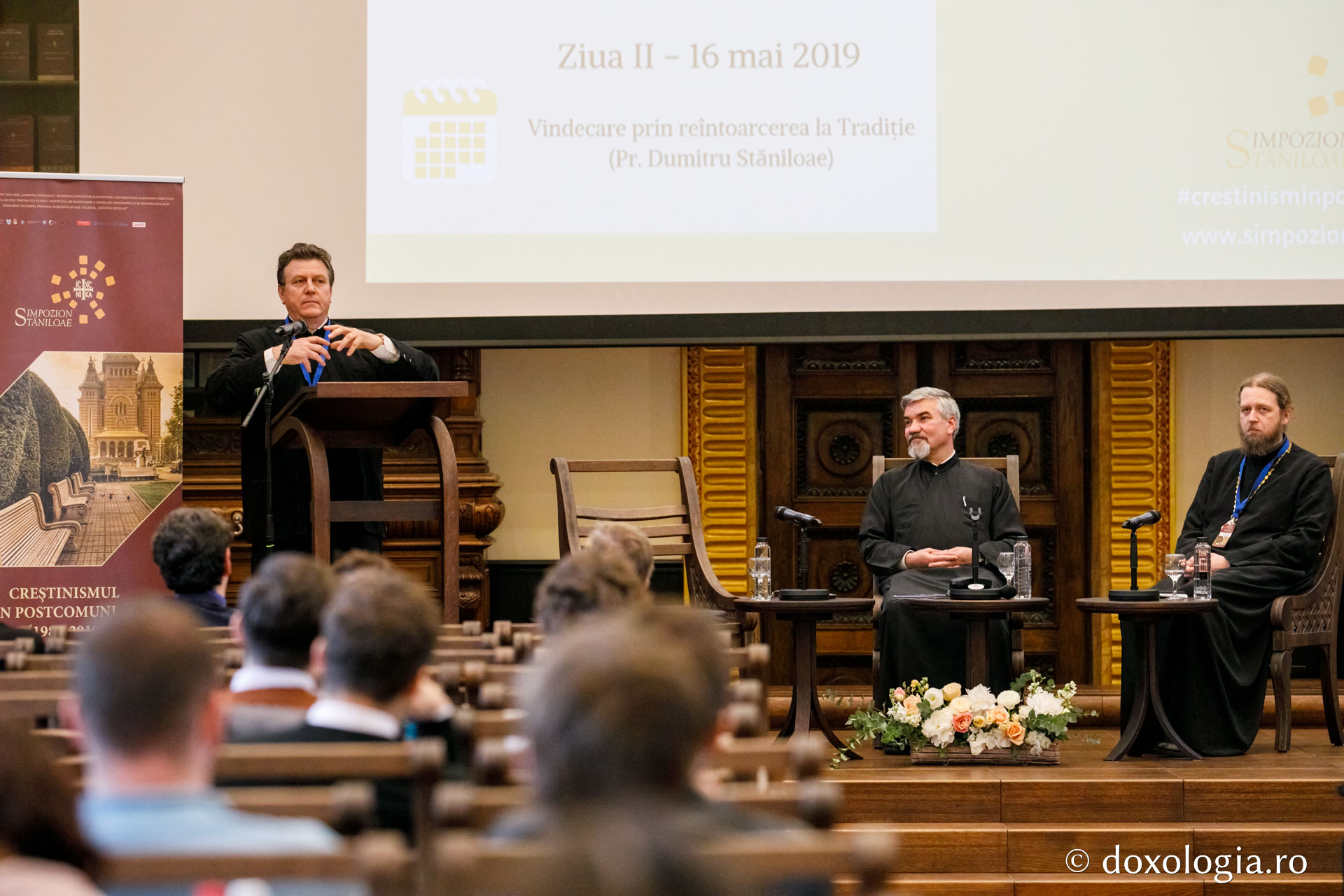Participanții Simpozionului Internațional „Dumitru Stăniloae” dezbat tema „Creştinismul în postcomunism (1989-2019): tranziţie - terapie - tendinţe”
