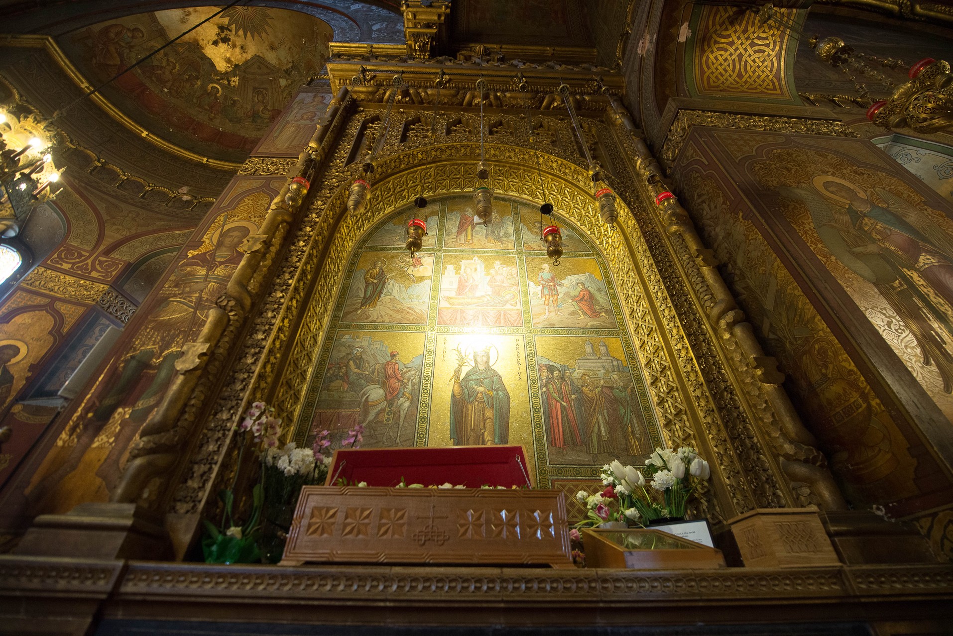 380 de ani de la sfințirea bisericii Mănăstirii „Sfinții Trei Ierarhi” din Iași, marcați prin slujire arhierească