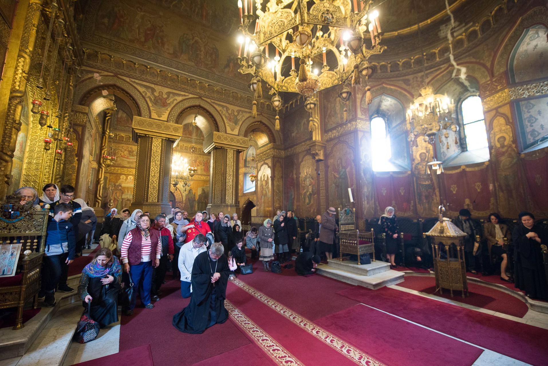 380 de ani de la sfințirea bisericii Mănăstirii „Sfinții Trei Ierarhi” din Iași, marcați prin slujire arhierească