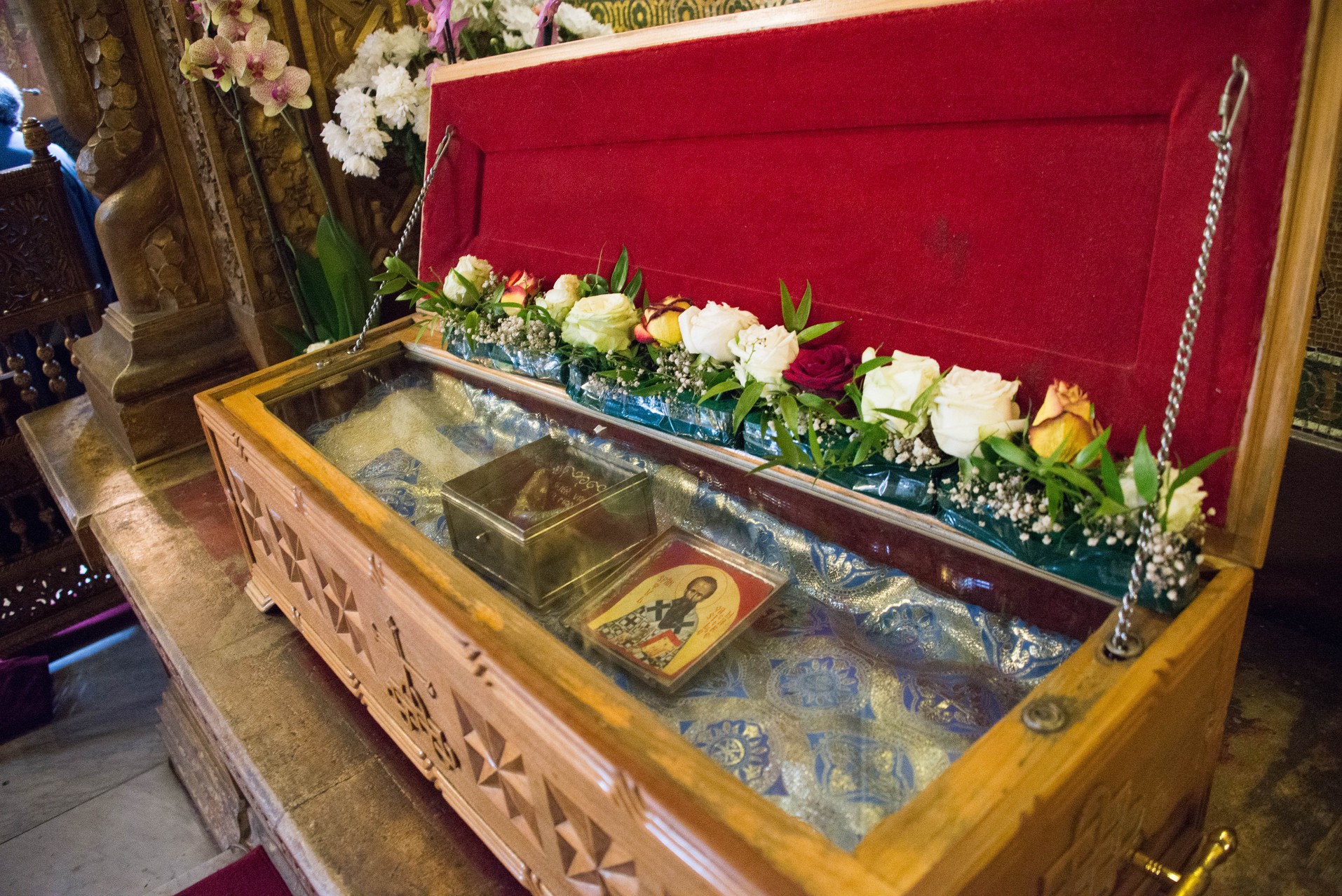 380 de ani de la sfințirea bisericii Mănăstirii „Sfinții Trei Ierarhi” din Iași, marcați prin slujire arhierească