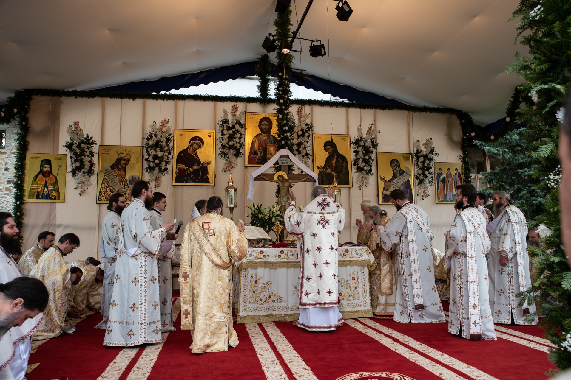 300 de ani de la nașterea marelui mitropolit: „Să luăm aminte la taina Sfântului Ierarh Iacob Putneanul”