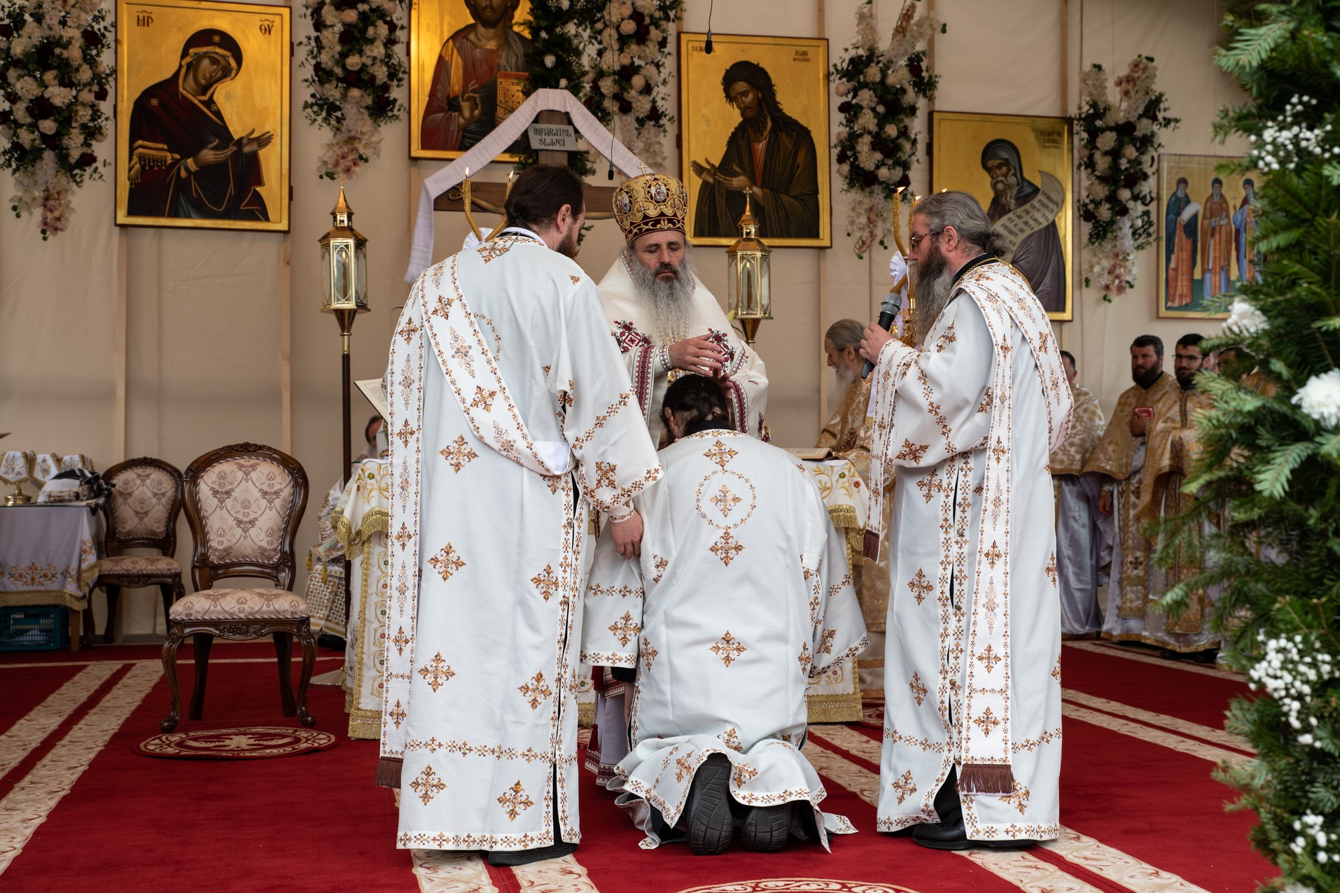 300 de ani de la nașterea marelui mitropolit: „Să luăm aminte la taina Sfântului Ierarh Iacob Putneanul”