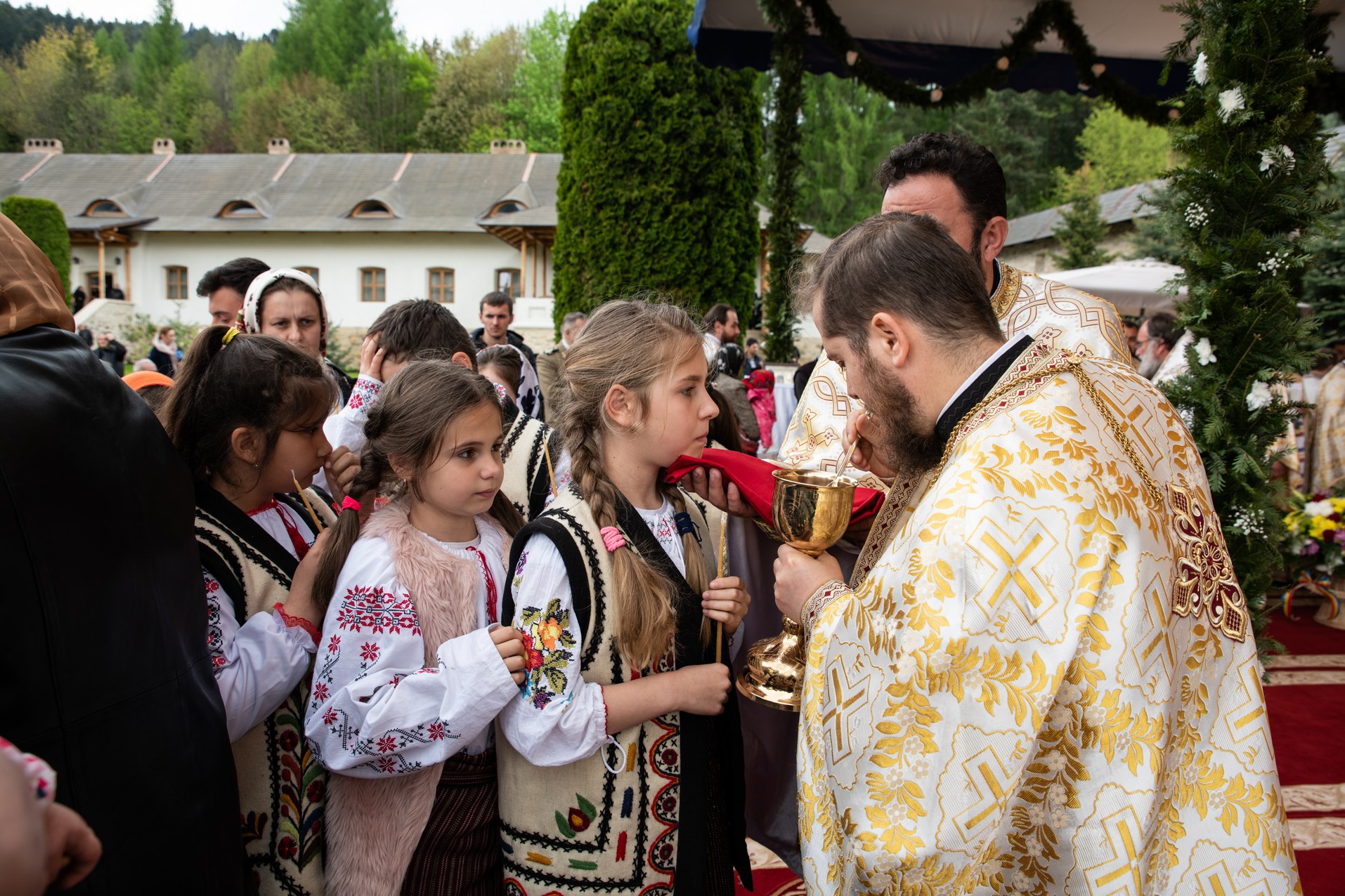 300 de ani de la nașterea marelui mitropolit: „Să luăm aminte la taina Sfântului Ierarh Iacob Putneanul”