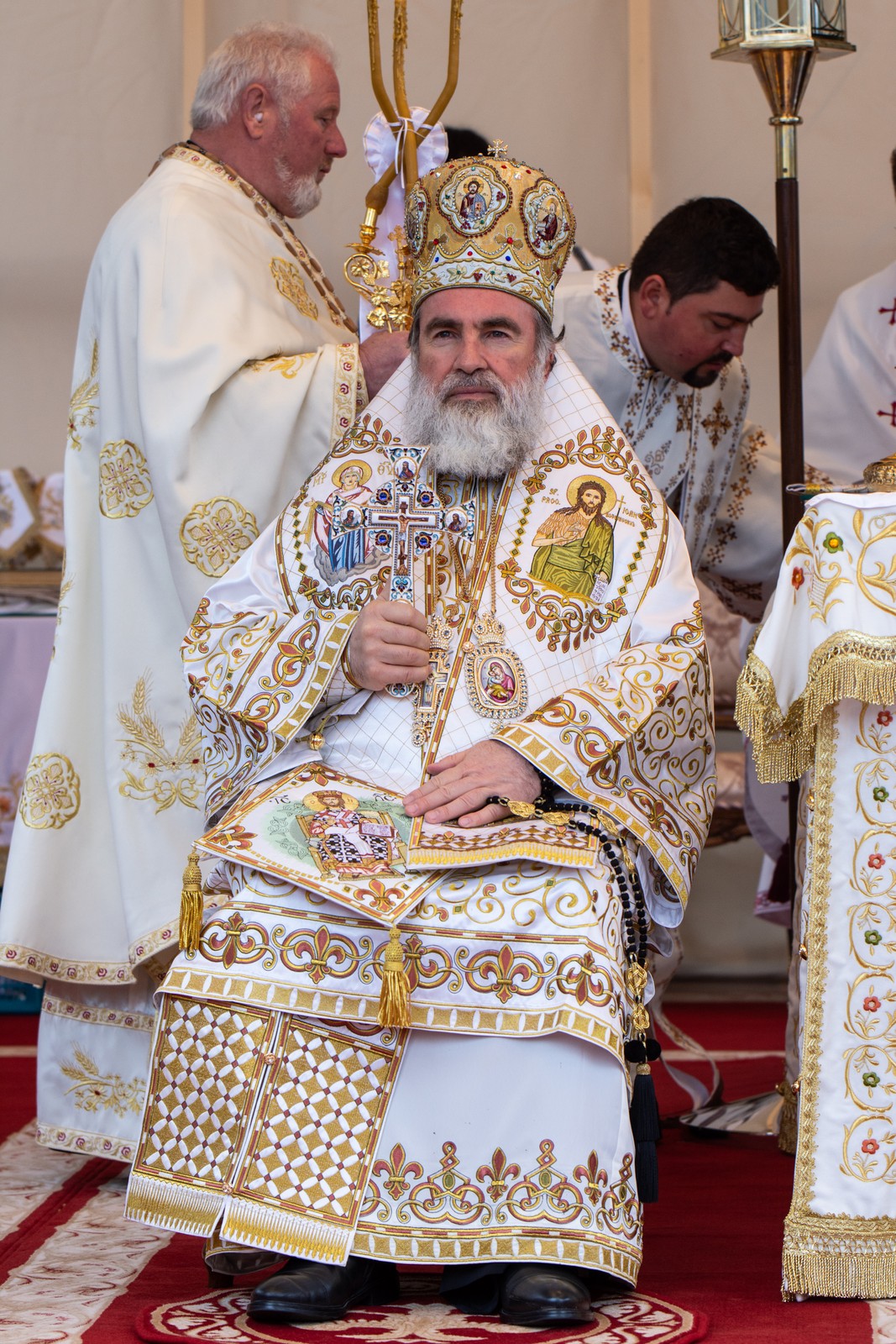 300 de ani de la nașterea marelui mitropolit: „Să luăm aminte la taina Sfântului Ierarh Iacob Putneanul”