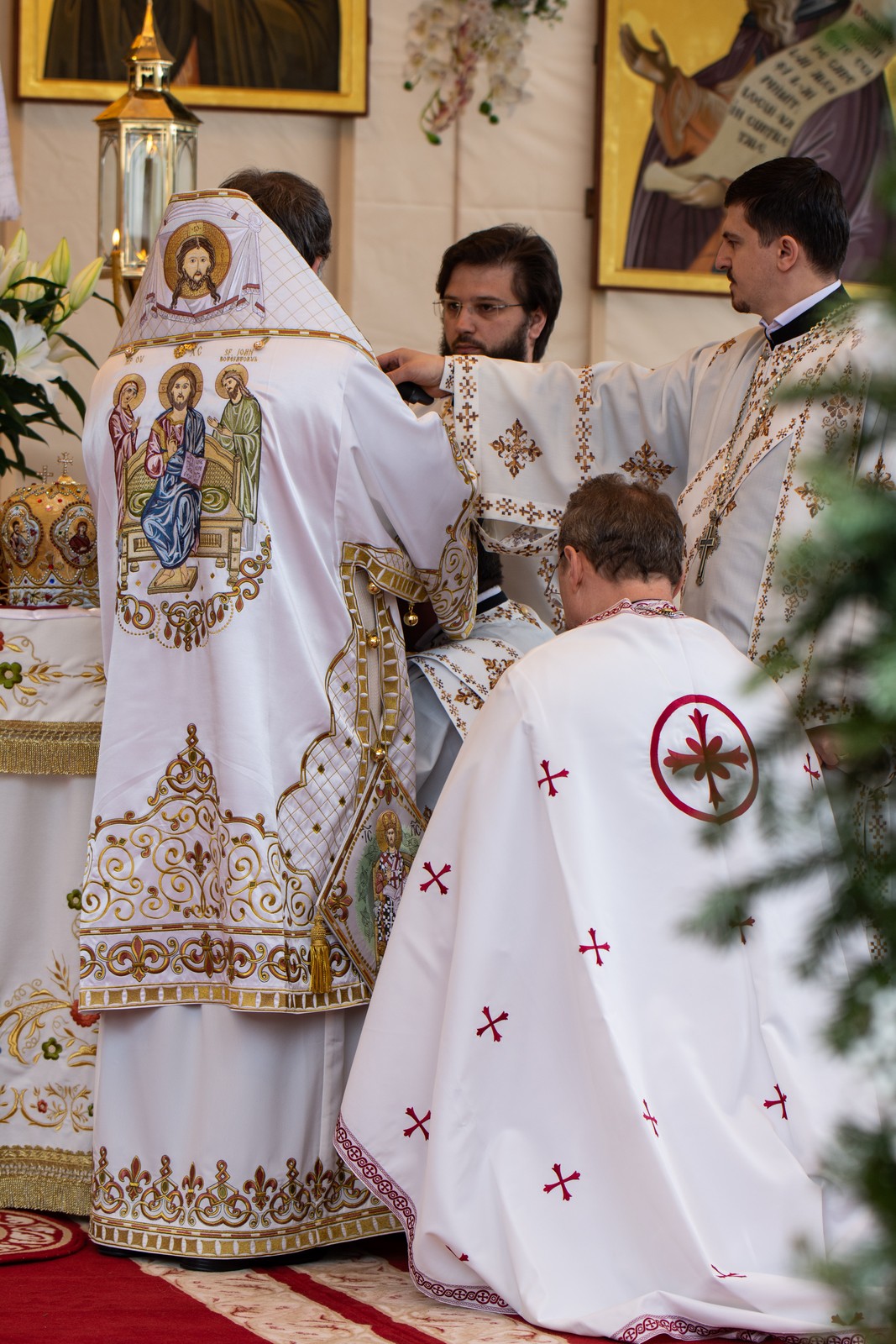 300 de ani de la nașterea marelui mitropolit: „Să luăm aminte la taina Sfântului Ierarh Iacob Putneanul”