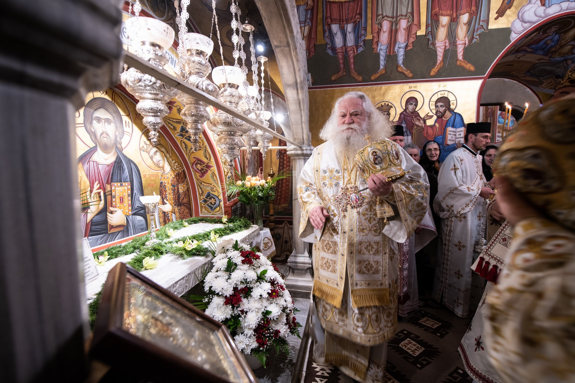 300 de ani de la nașterea marelui mitropolit: „Să luăm aminte la taina Sfântului Ierarh Iacob Putneanul”