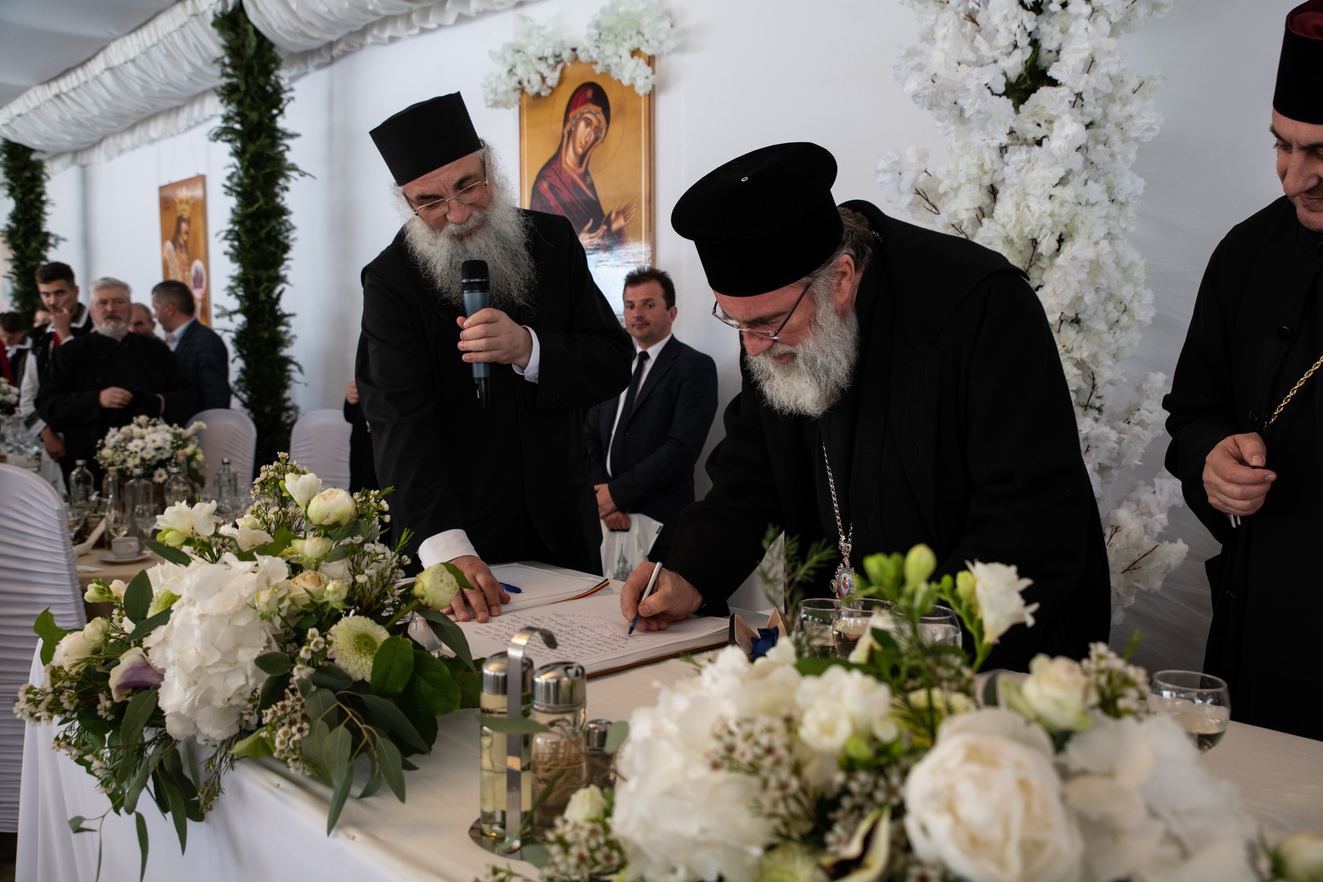 300 de ani de la nașterea marelui mitropolit: „Să luăm aminte la taina Sfântului Ierarh Iacob Putneanul”