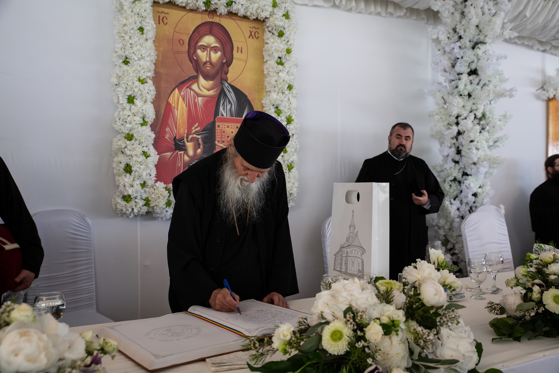 300 de ani de la nașterea marelui mitropolit: „Să luăm aminte la taina Sfântului Ierarh Iacob Putneanul”