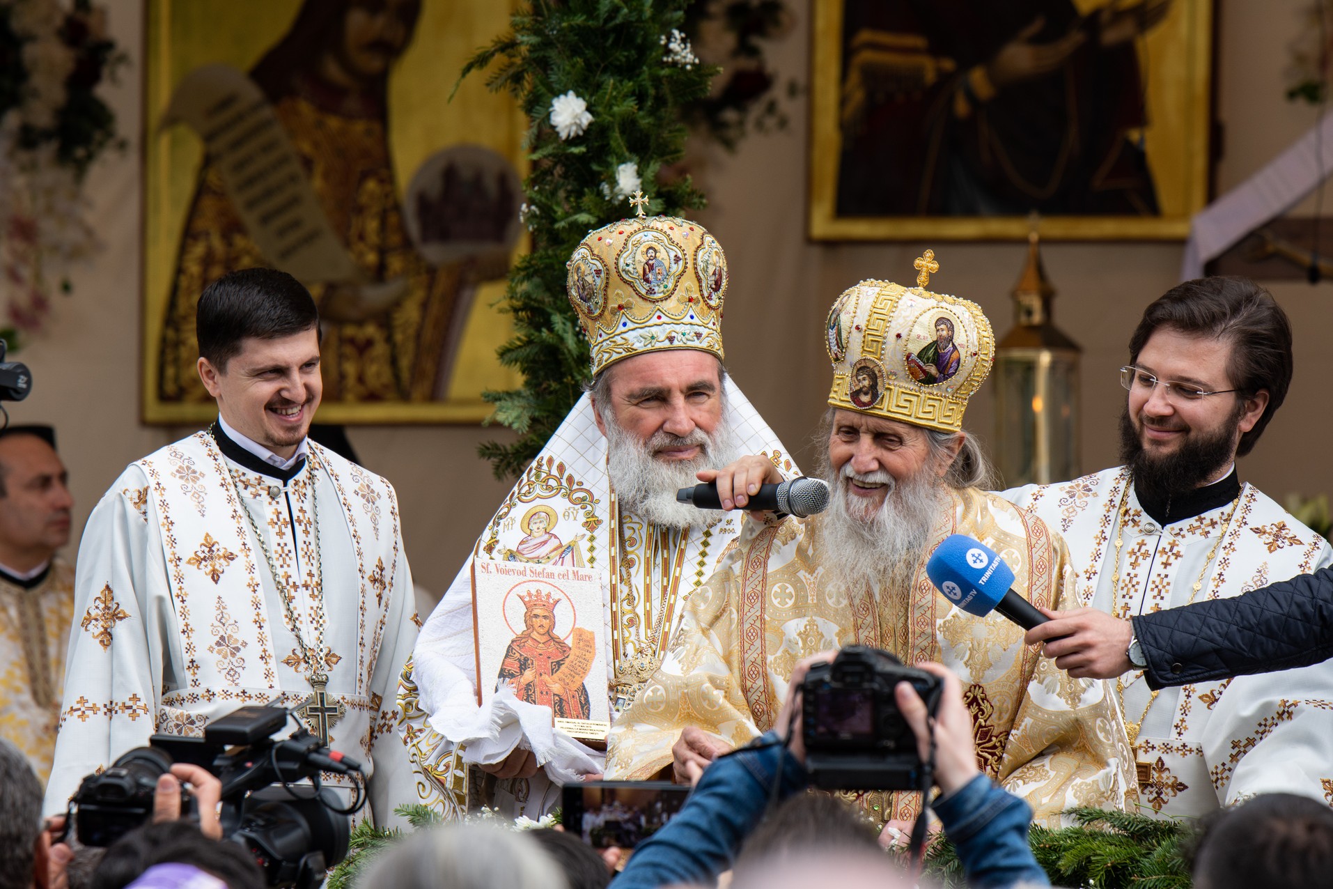 300 de ani de la nașterea marelui mitropolit: „Să luăm aminte la taina Sfântului Ierarh Iacob Putneanul”