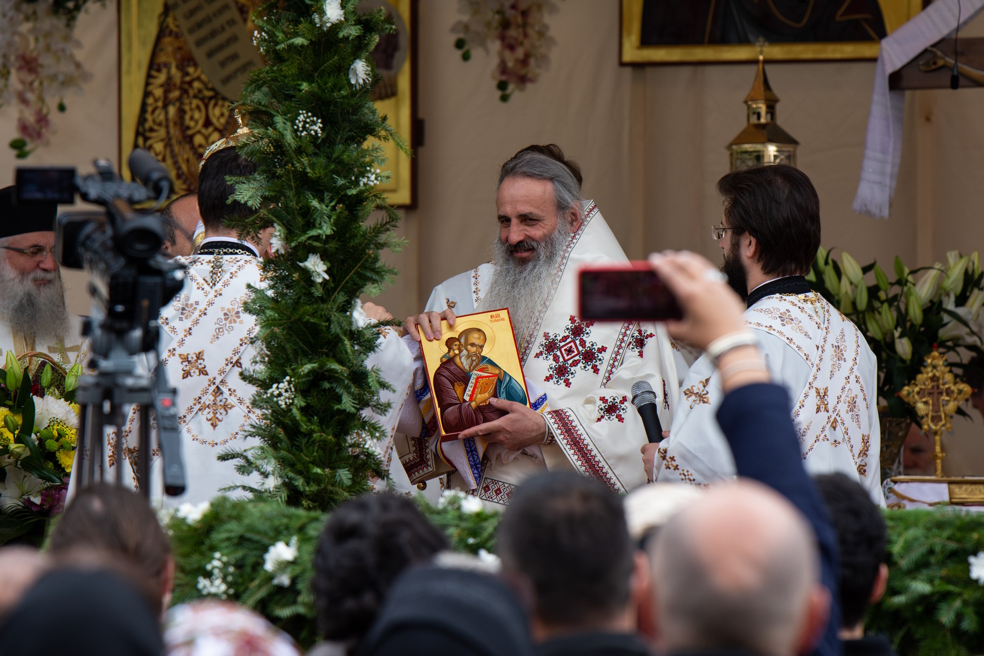 300 de ani de la nașterea marelui mitropolit: „Să luăm aminte la taina Sfântului Ierarh Iacob Putneanul”