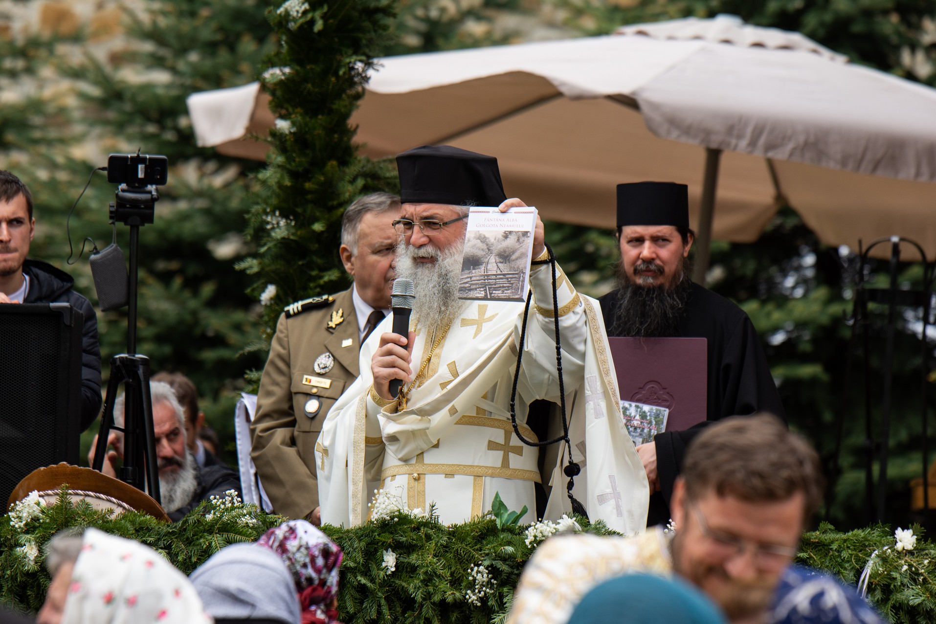 300 de ani de la nașterea marelui mitropolit: „Să luăm aminte la taina Sfântului Ierarh Iacob Putneanul”