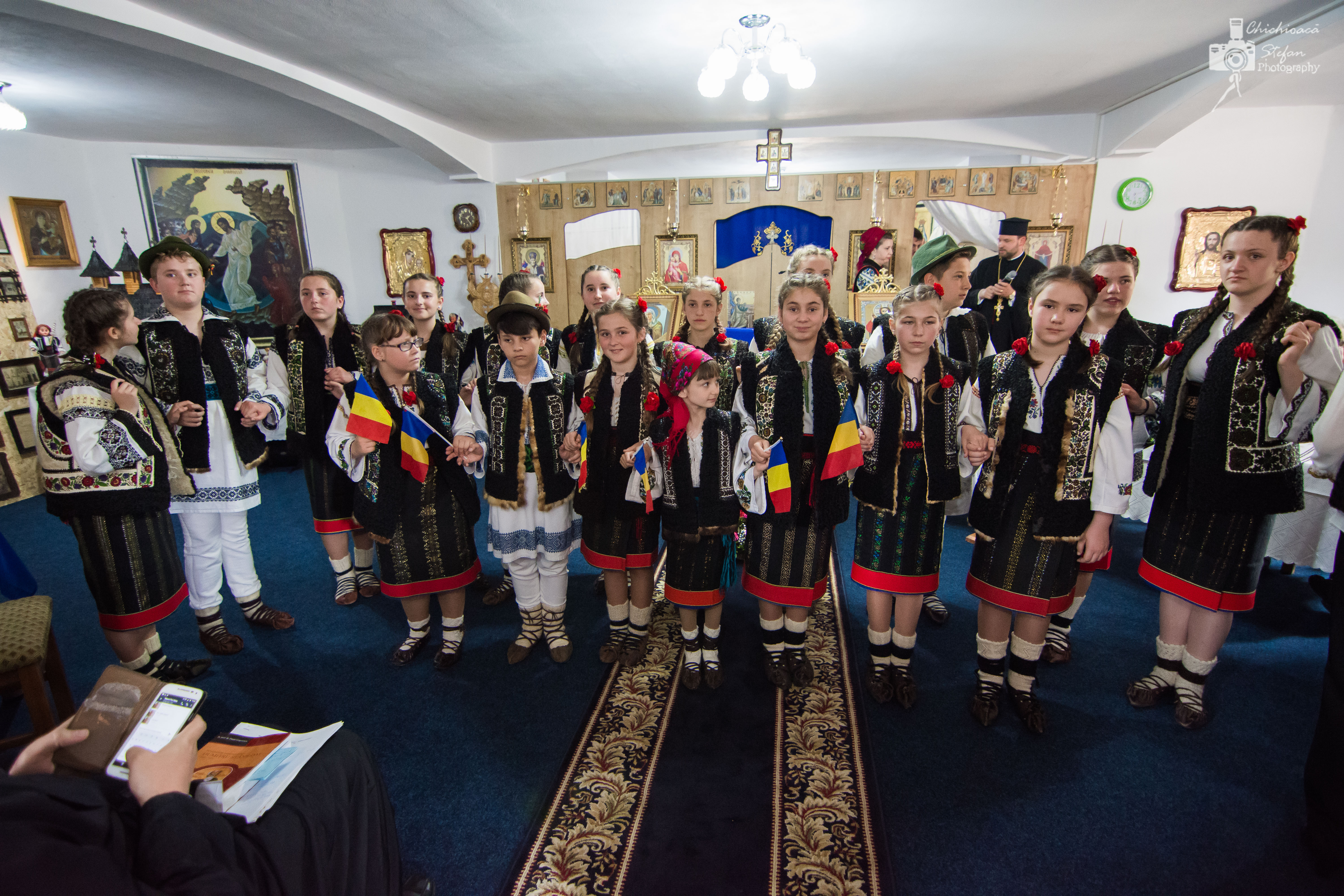 Simpozion național și Liturghie Arhierească, în Parohia Straja