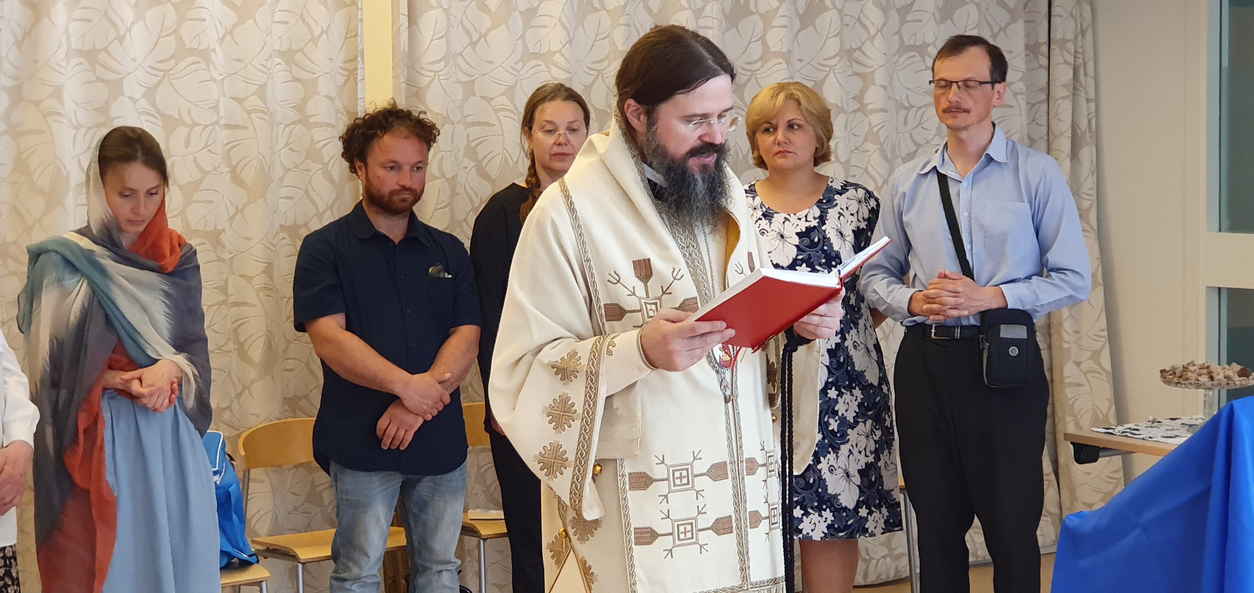 De Praznicul Înălțării Domnului, Preasfințitul Părinte Episcop Macarie i-a pomenit pe eroii neamului în Insula Gotland din Marea Baltică