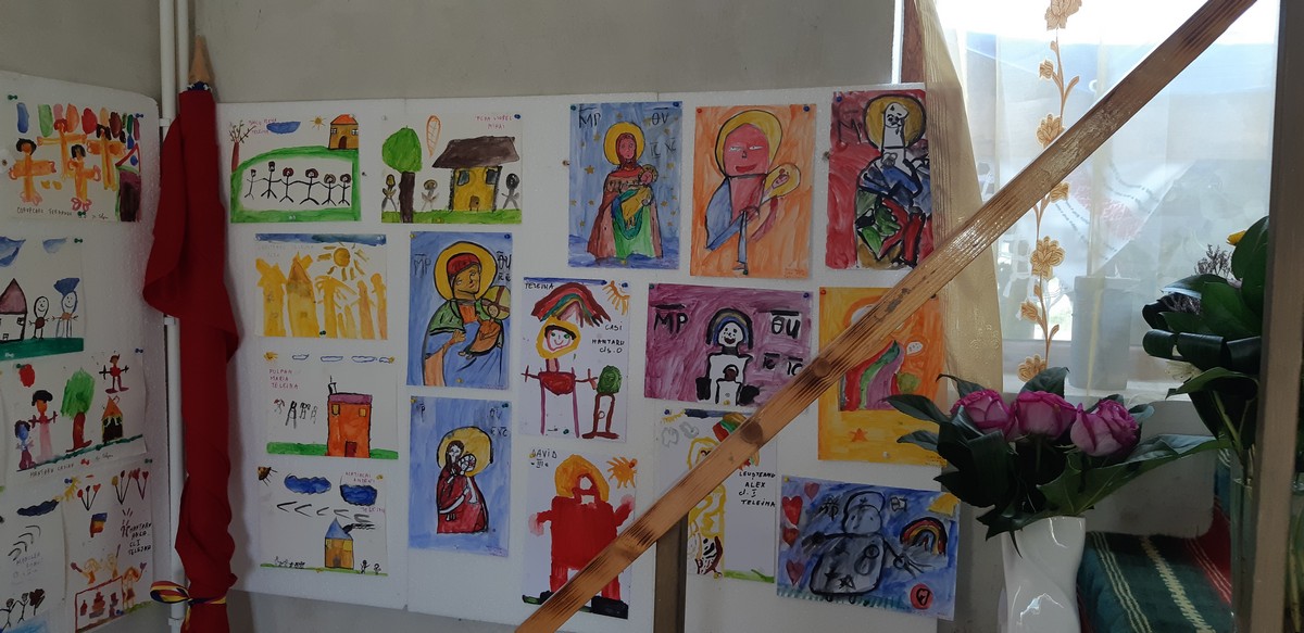 Activităţi cu tinerii la hramul Parohiei Telejna