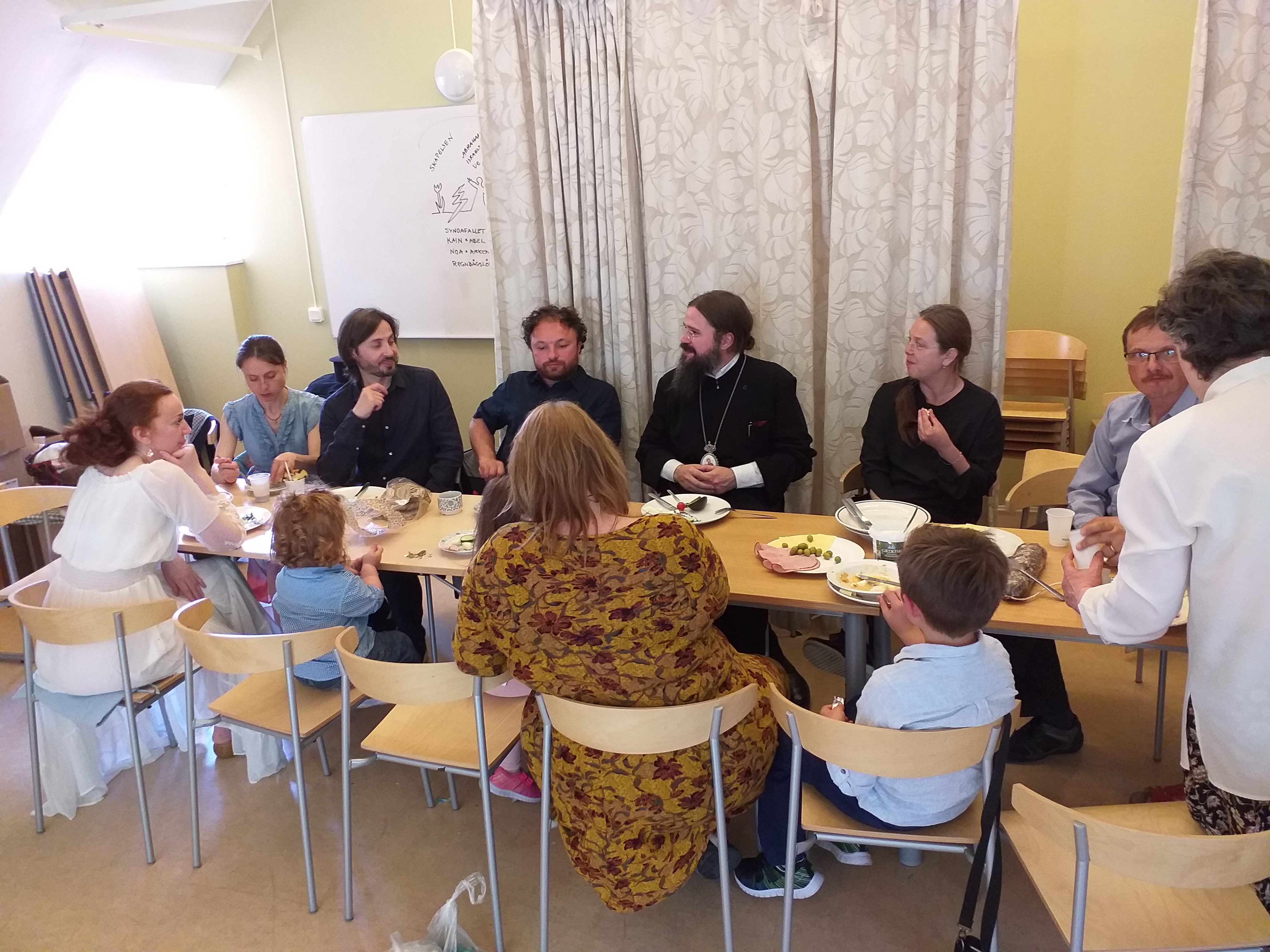 De Praznicul Înălțării Domnului, Preasfințitul Părinte Episcop Macarie i-a pomenit pe eroii neamului în Insula Gotland din Marea Baltică