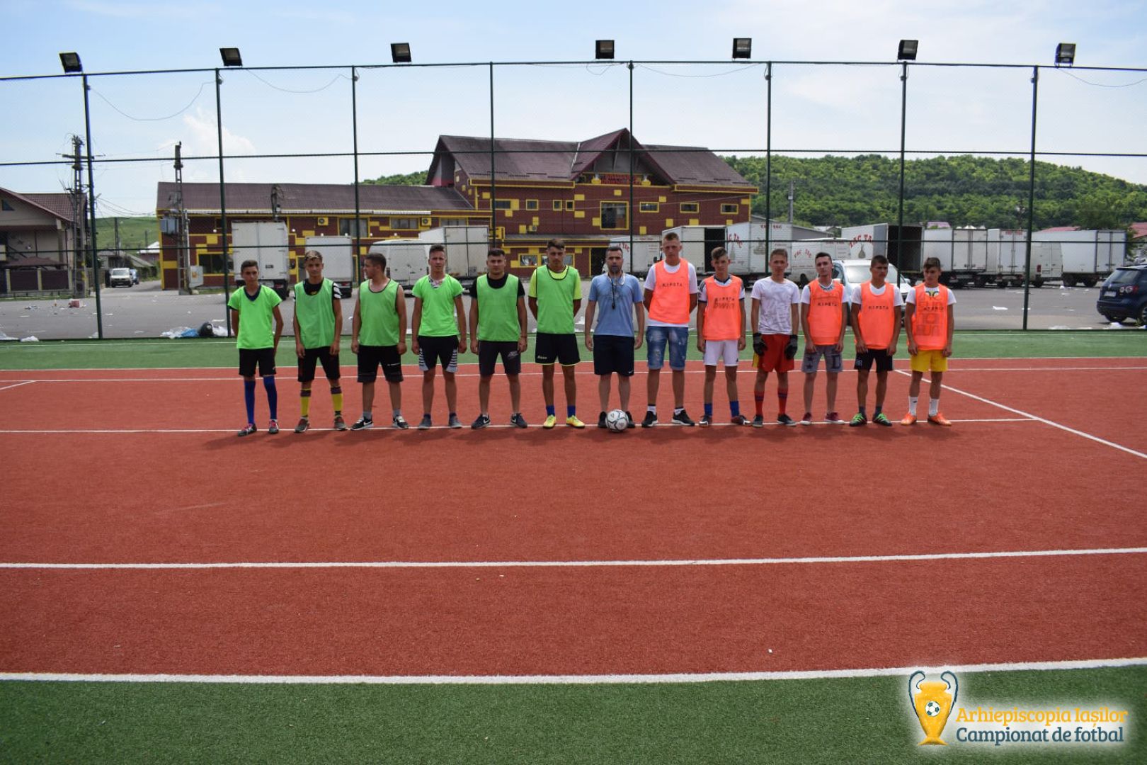 Aproximativ 750 de jucători s-au înscris la Campionatul de Fotbal al Arhiepiscopiei Iașilor