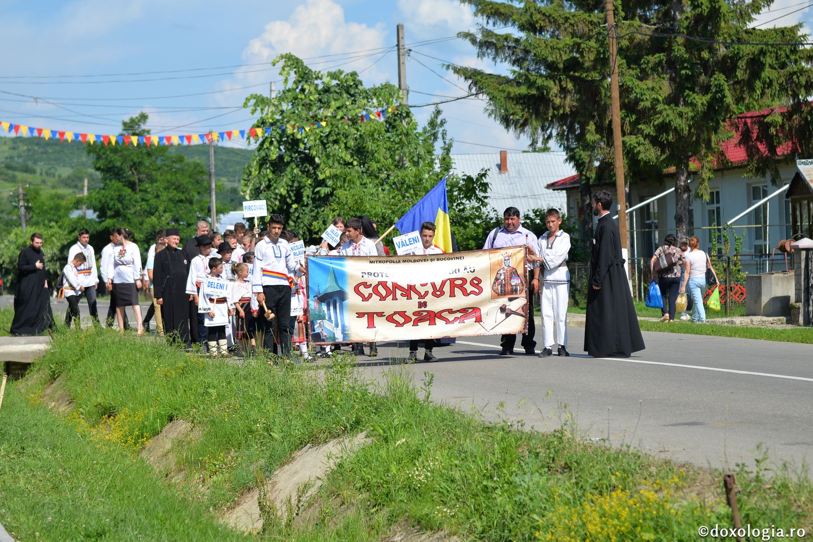 A IX-a ediție a Concursului internațional de toacă la Pârcovaci