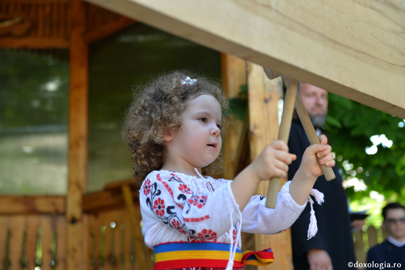 A IX-a ediție a Concursului internațional de toacă la Pârcovaci