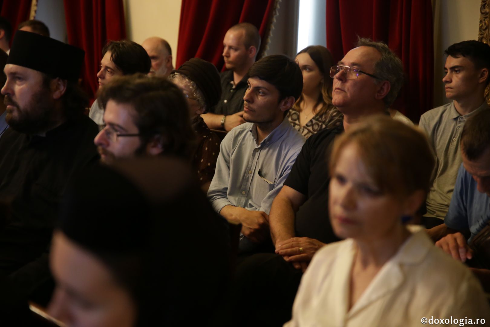 Cartea „Duhovnicul. 100 de ani cu Părintele Justin.”a fost lansată la Iași