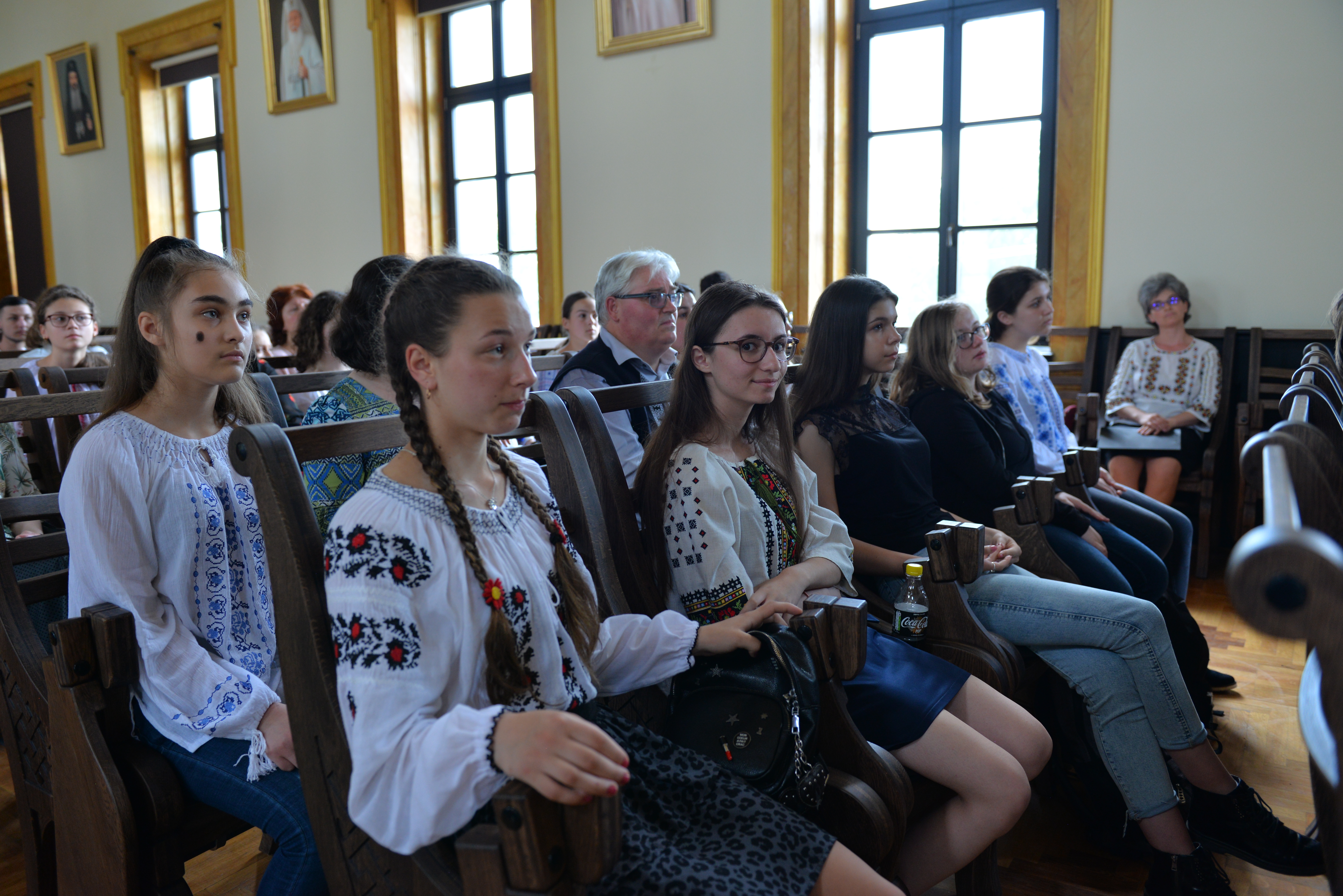 Premii pentru olimpicii la Olimpiada Naţională de Religie