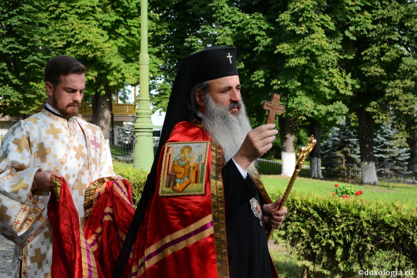 Mănăstirea Bucium din Iași în haină de sărbătoare – IPS Teofan a slujit de hramul așezământului monahal