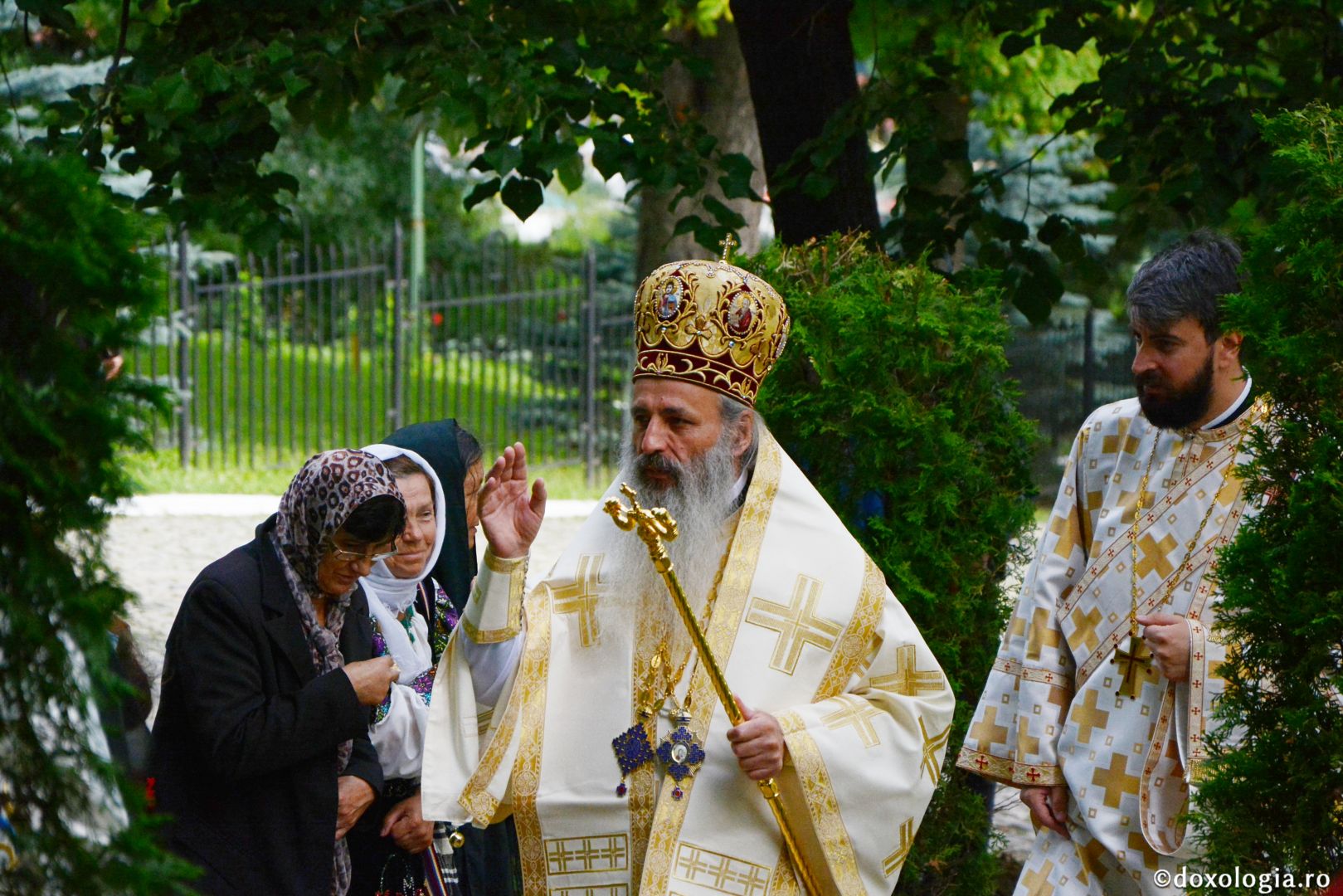 Mănăstirea Bucium din Iași în haină de sărbătoare – IPS Teofan a slujit de hramul așezământului monahal