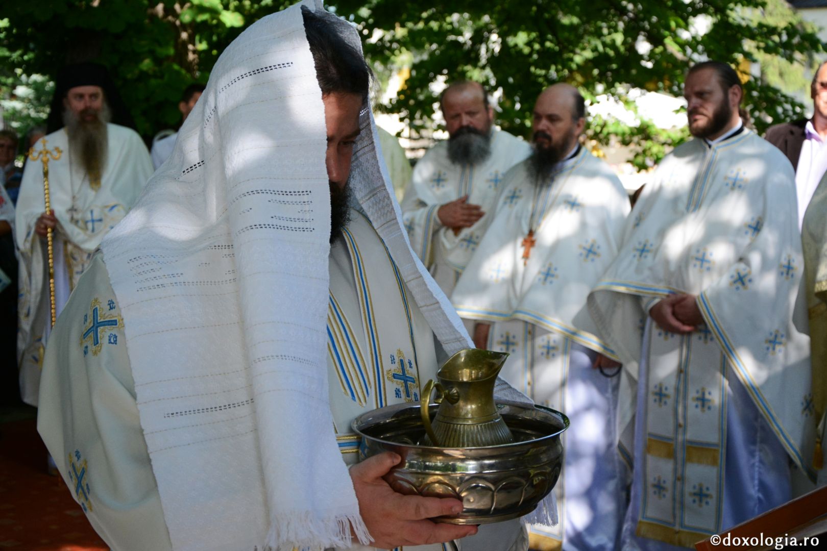 Mănăstirea Bucium din Iași în haină de sărbătoare – IPS Teofan a slujit de hramul așezământului monahal