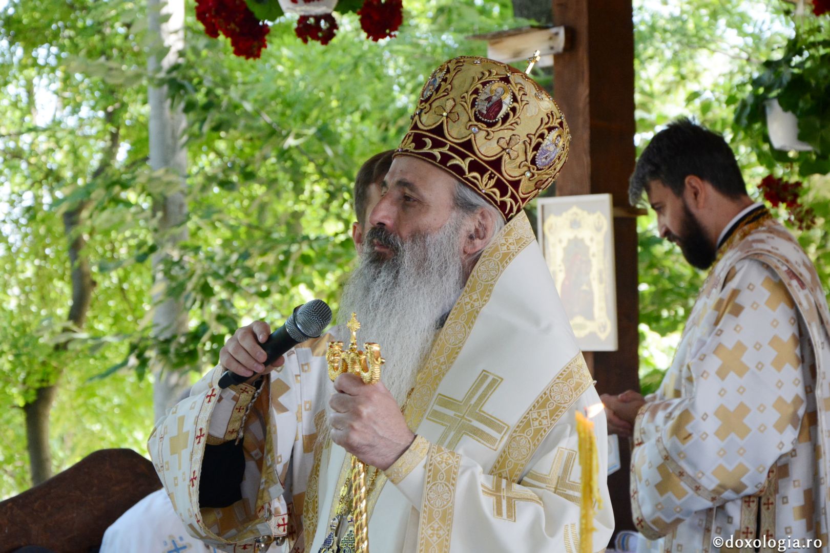Mănăstirea Bucium din Iași în haină de sărbătoare – IPS Teofan a slujit de hramul așezământului monahal
