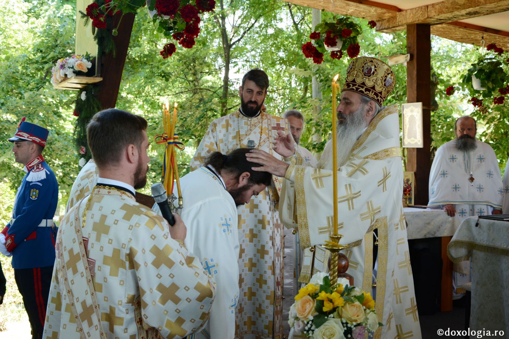 Mănăstirea Bucium din Iași în haină de sărbătoare – IPS Teofan a slujit de hramul așezământului monahal