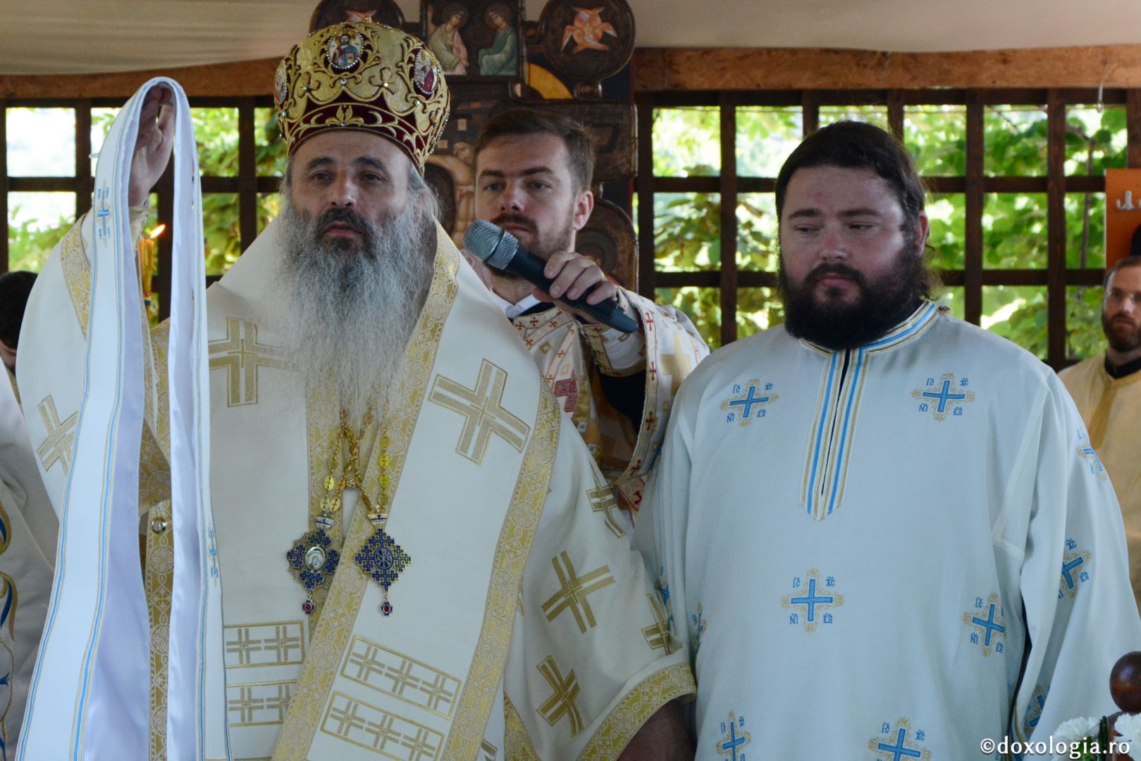 Mănăstirea Bucium din Iași în haină de sărbătoare – IPS Teofan a slujit de hramul așezământului monahal