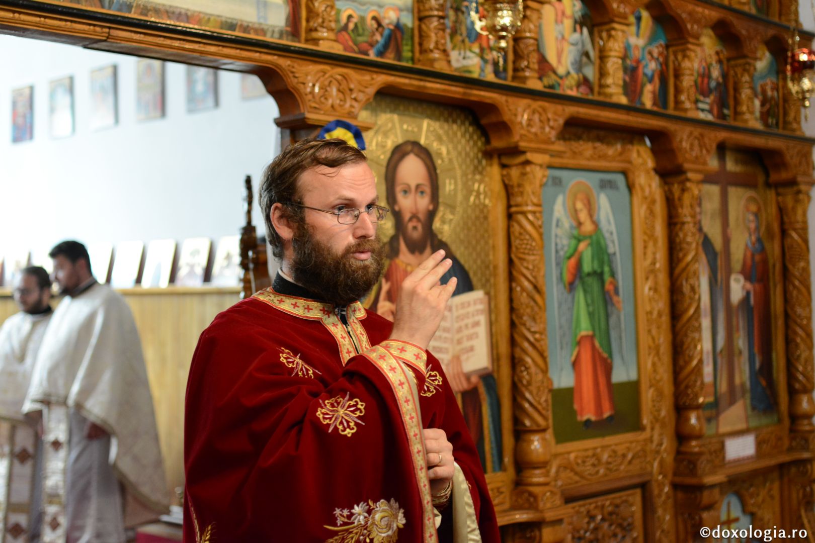 Întâlnirea tinerilor din Piatra Neamț, eveniment aflat la a V-a ediție: Sfânta Liturghie „Izvorul vieții”