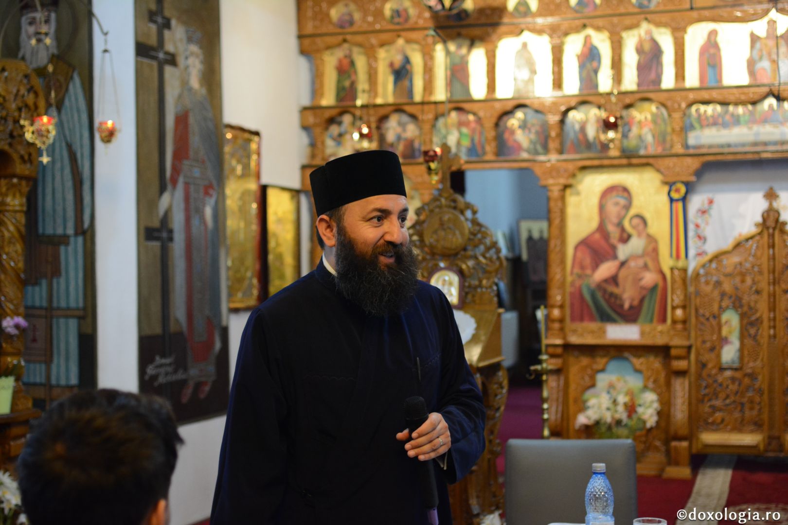 Întâlnirea tinerilor din Piatra Neamț, eveniment aflat la a V-a ediție: Sfânta Liturghie „Izvorul vieții”