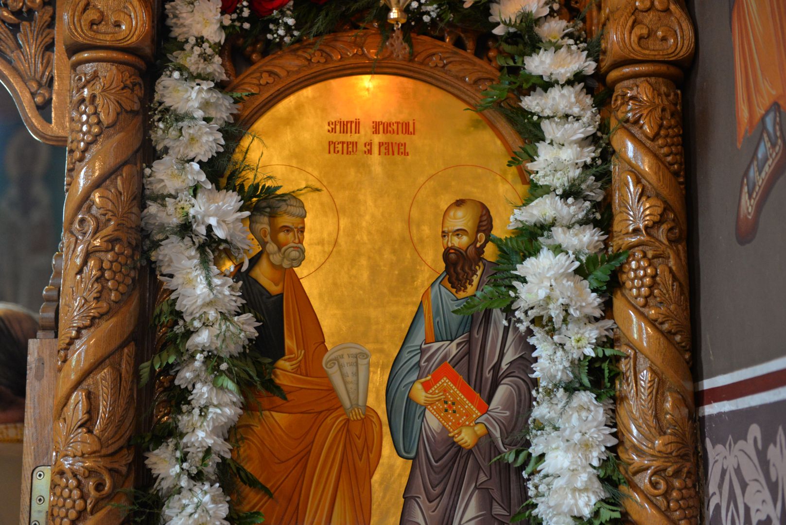 Slujba Vecerniei hramului de la Parohia „Sfinții Apostoli” Moara de Vânt