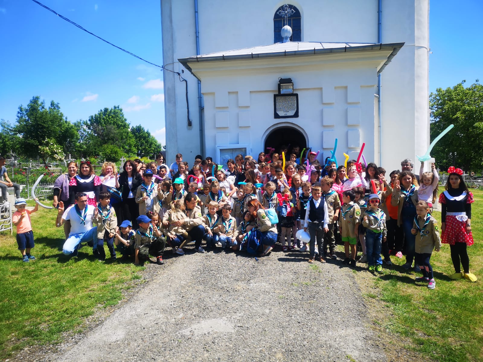 „Primul meu tort” în parohia din Poieni – 150 de produse oferite copiilor defavorizați