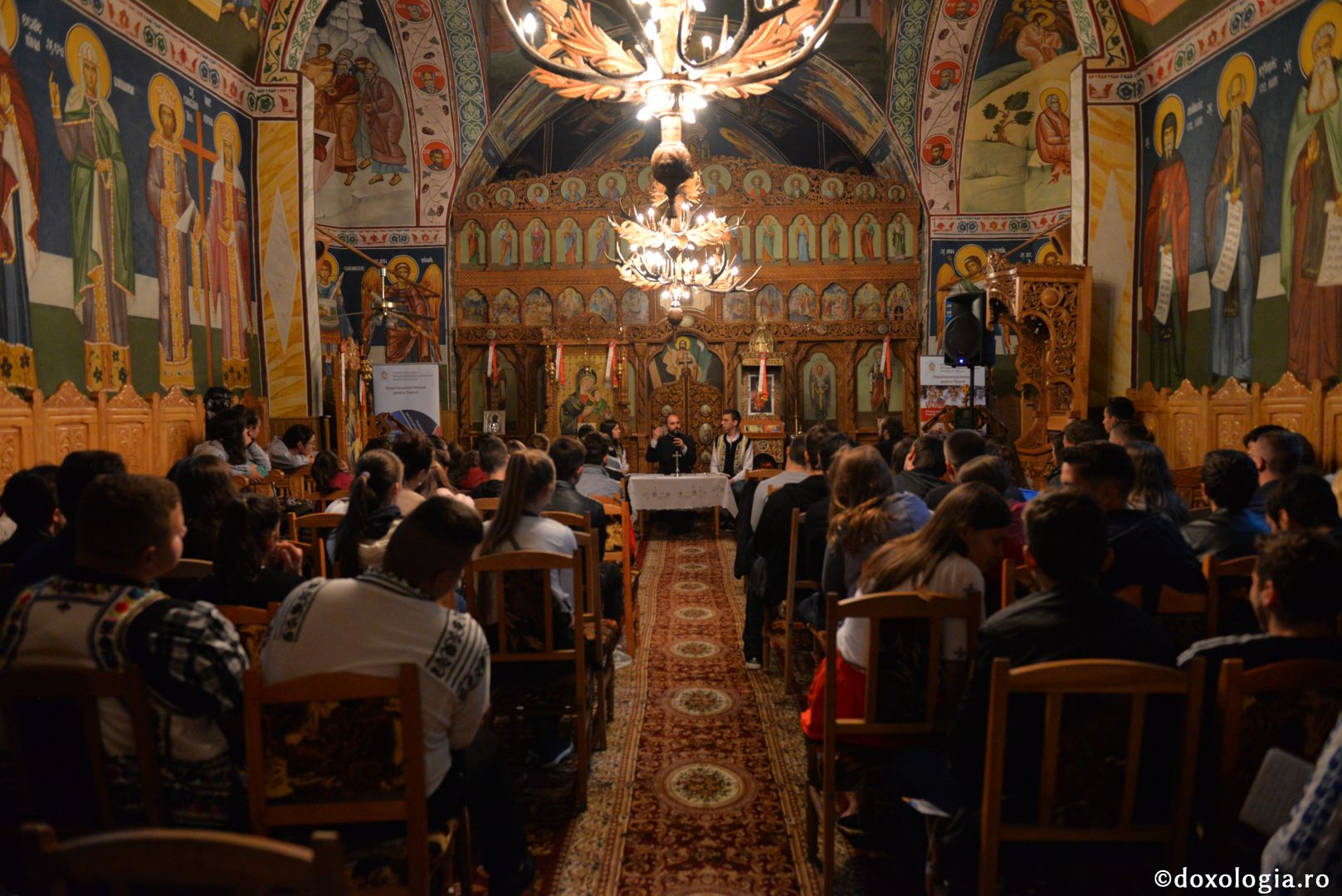 Întâlnirea anuală a tinerilor din Protopopiatul Roznov