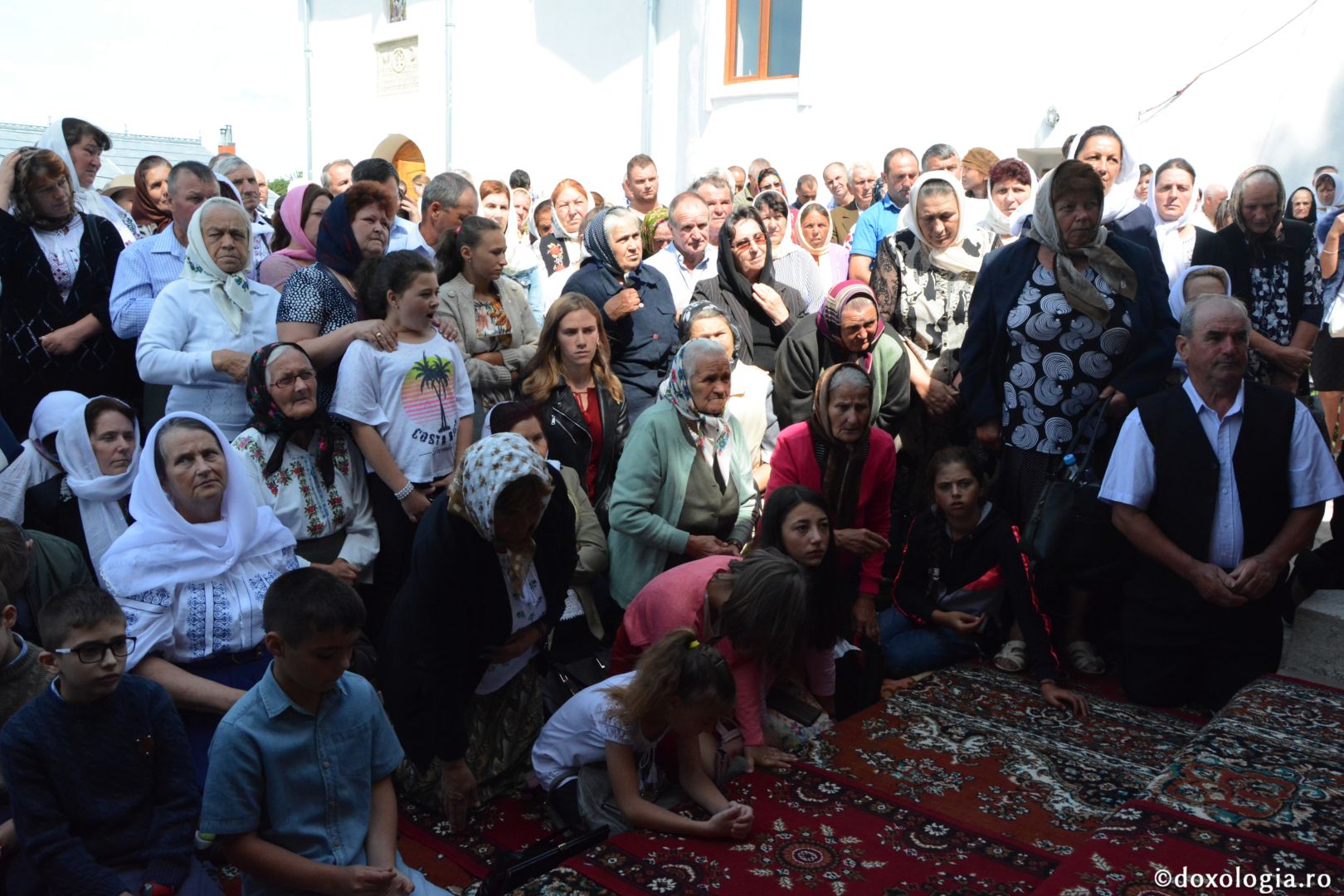 Părintele Mitropolit Teofan la hramul Mănăstirii Lacuri: „Ca o prelungire a Sfinților Apostoli Petru și Pavel, viața noastră cuprine momente de înălțime duhovnicească”