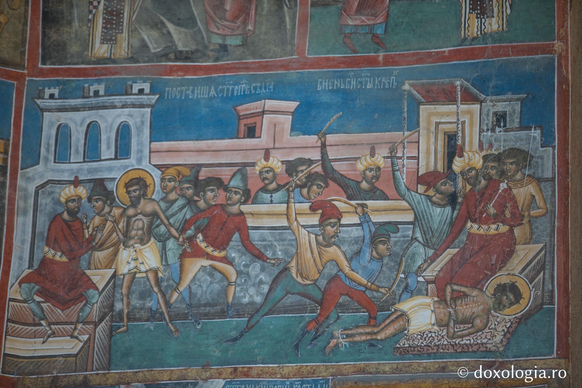 Martiriul Sfântului Ioan cel Nou de la Suceava, pictat pe pereții exteriori ai Mănăstirii Voroneț / Foto: Pr. Silviu Cluci Martiriul Sfântului Ioan cel Nou de la Suceava